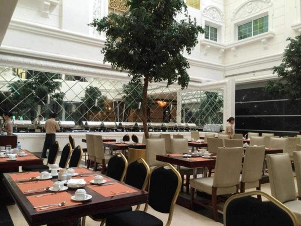Emversity School of International Hospitality,Goa Sunday Hotel Holiday International Dubai photo 40