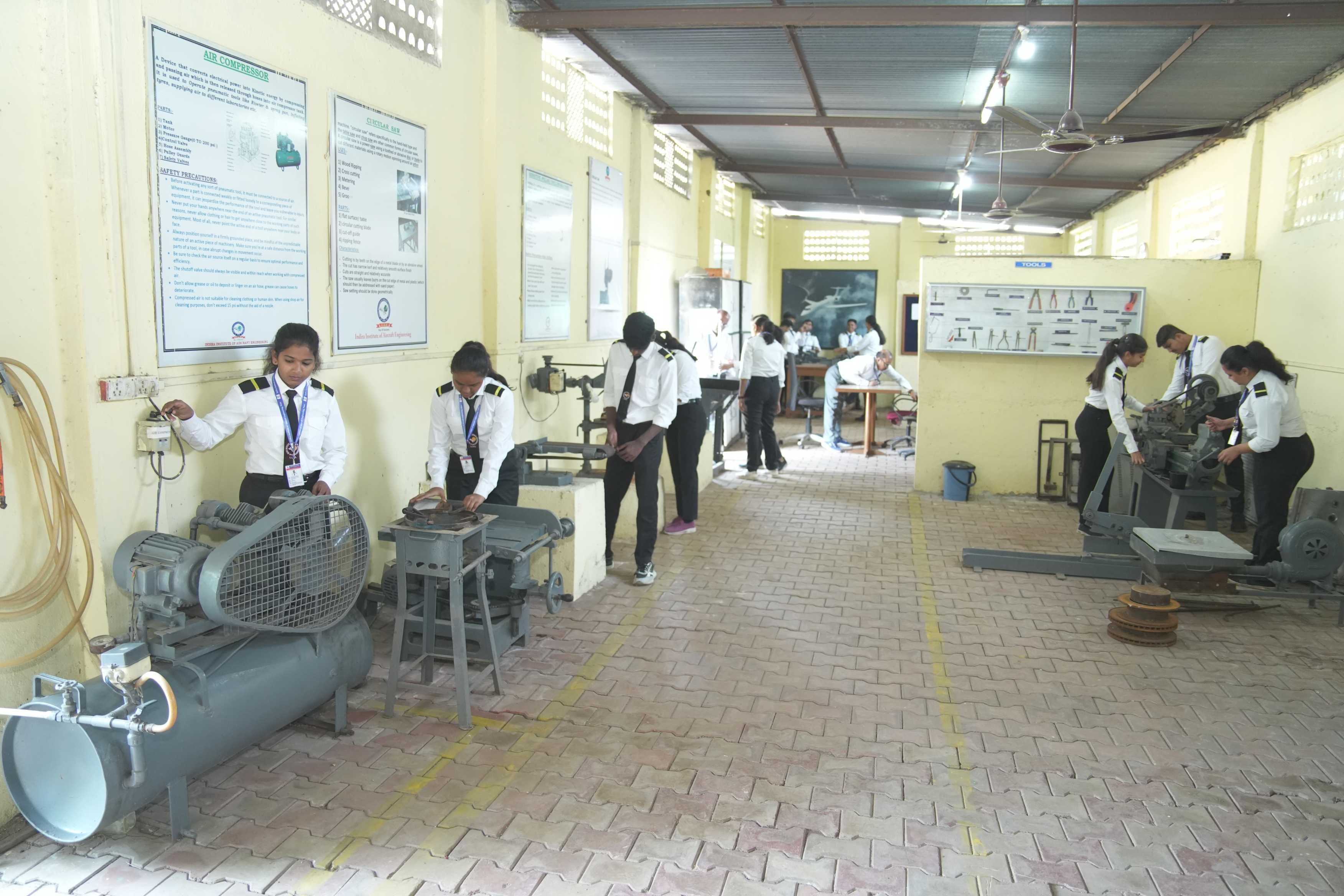 Indira Institute of Aircraft Engineering Workshop photo 1