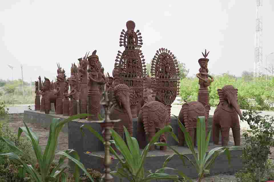 ITM SLS Baroda University, Vadodara Sculpture art photo 7