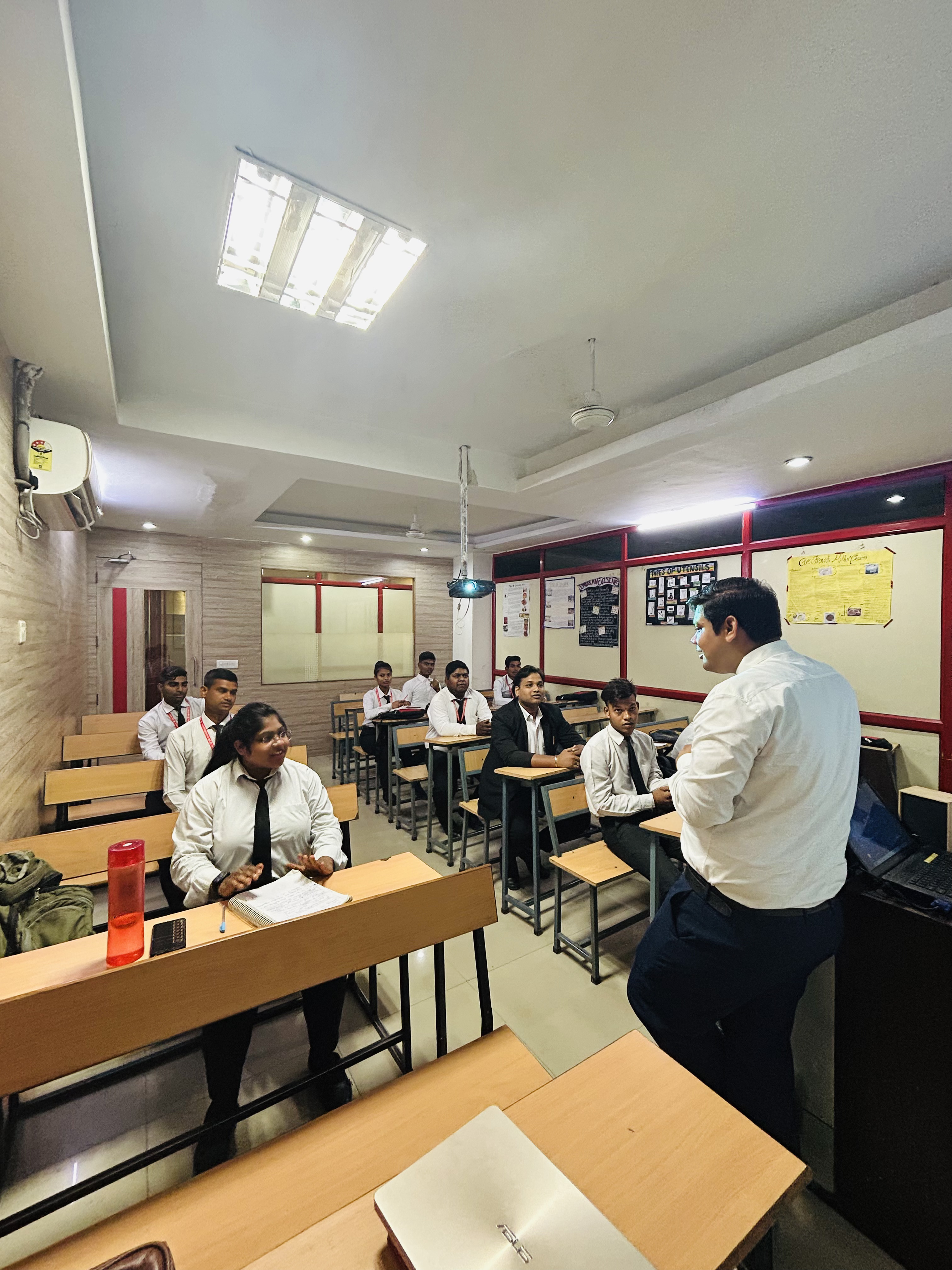 UEI Global Agra Classroom photo 4