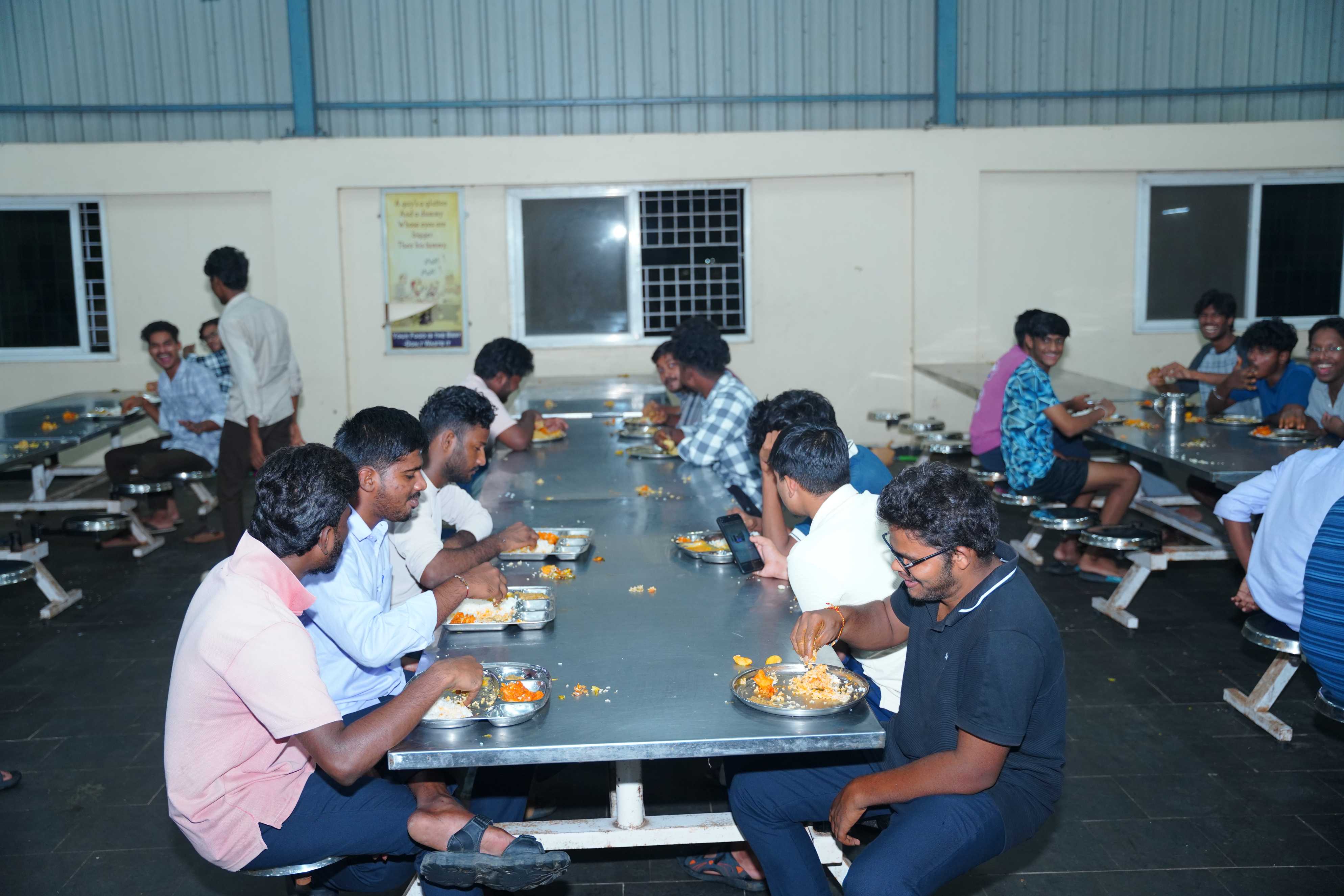 PACE Institute of Technology and Sciences Prakasam dining room photo 3