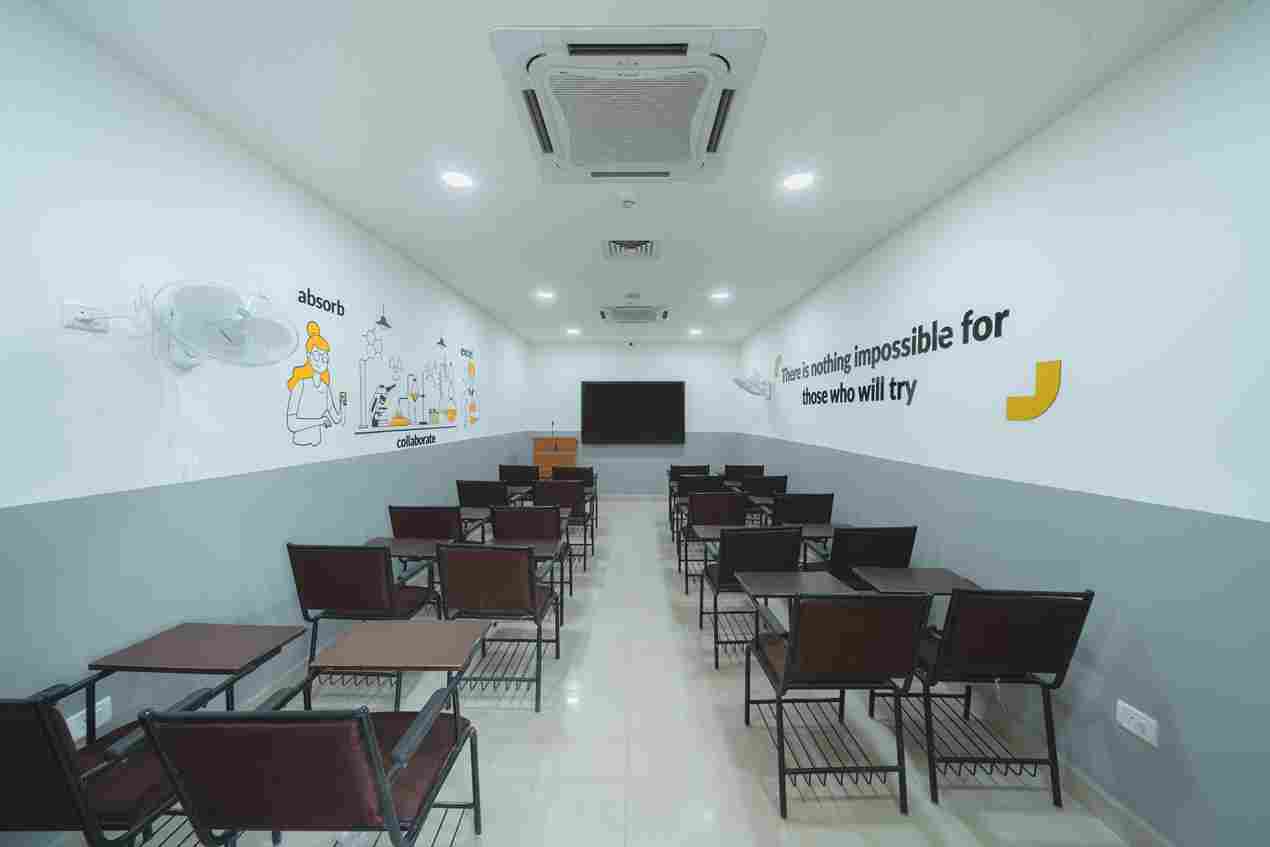 Emversity School of Hospitality & Allied Health Sciences, Lucknow Lucknow Office Space photo 10
