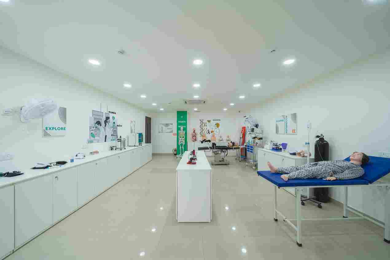 Emversity School of Hospitality & Allied Health Sciences, Lucknow Lucknow Office Space photo 14