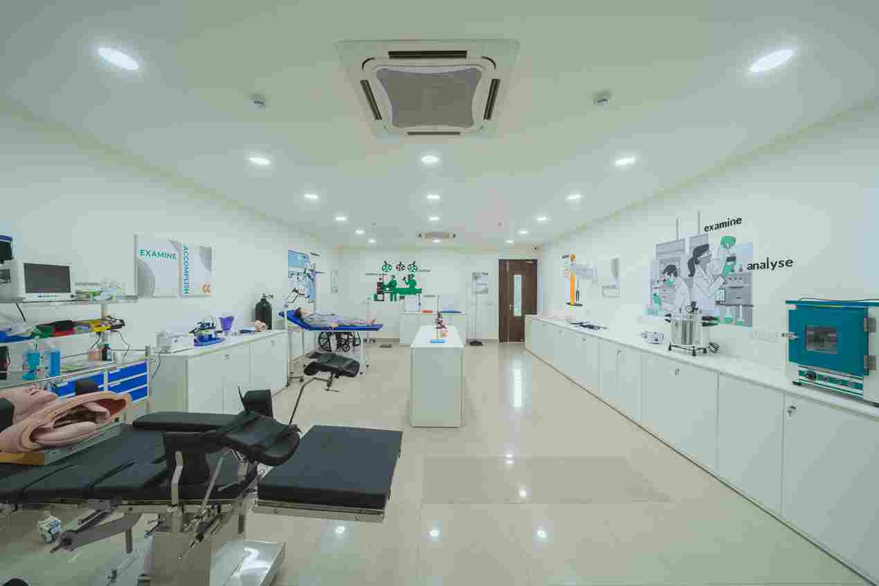 Emversity School of Hospitality & Allied Health Sciences, Lucknow Lucknow Office Space photo 18