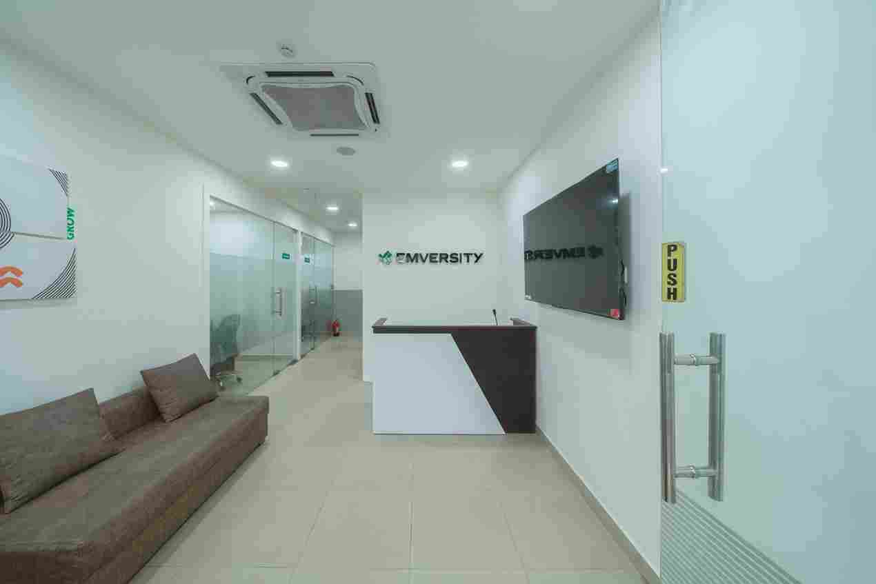 Emversity School of Hospitality & Allied Health Sciences, Lucknow Lucknow Office Space photo 39