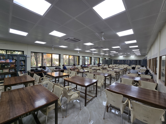 L.S. Raheja College of Arts and Commerce Mumbai Infrastructure photo 3