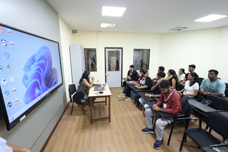 L.S. Raheja College of Arts and Commerce Mumbai Infrastructure photo 9
