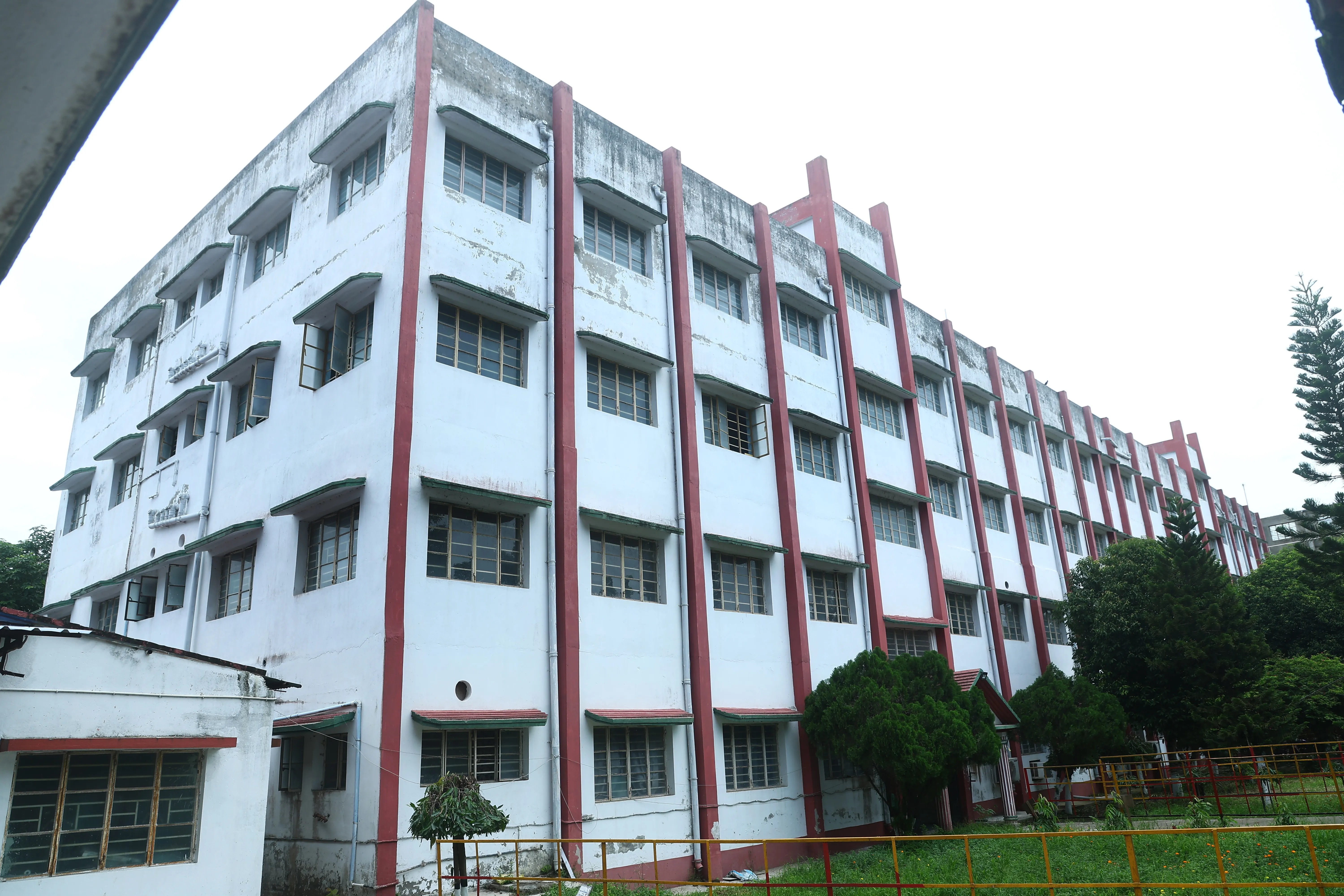 Kingston Educational Institute Kolkata Academic Building photo 15