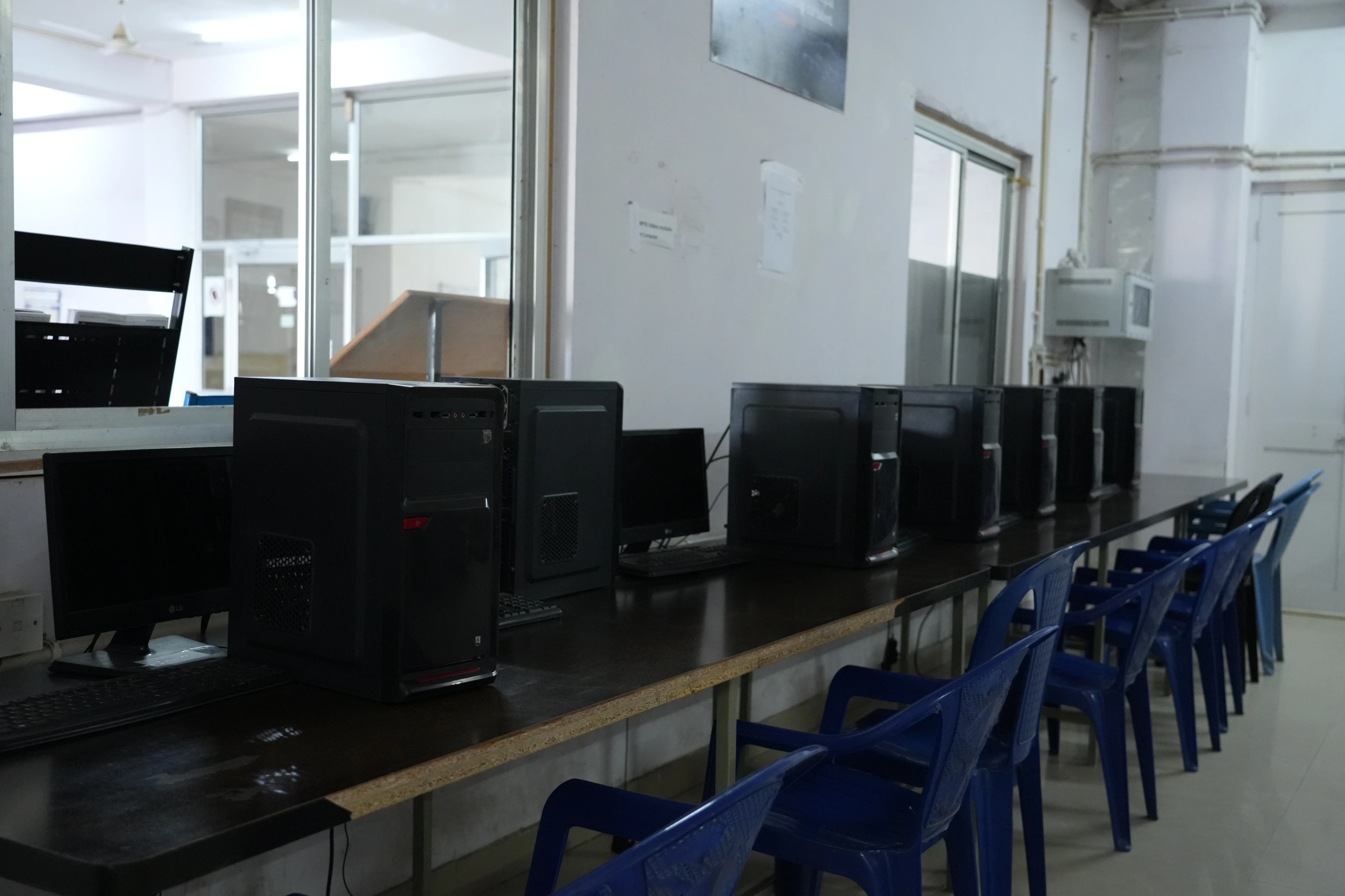 UEM Jaipur Library photo 6