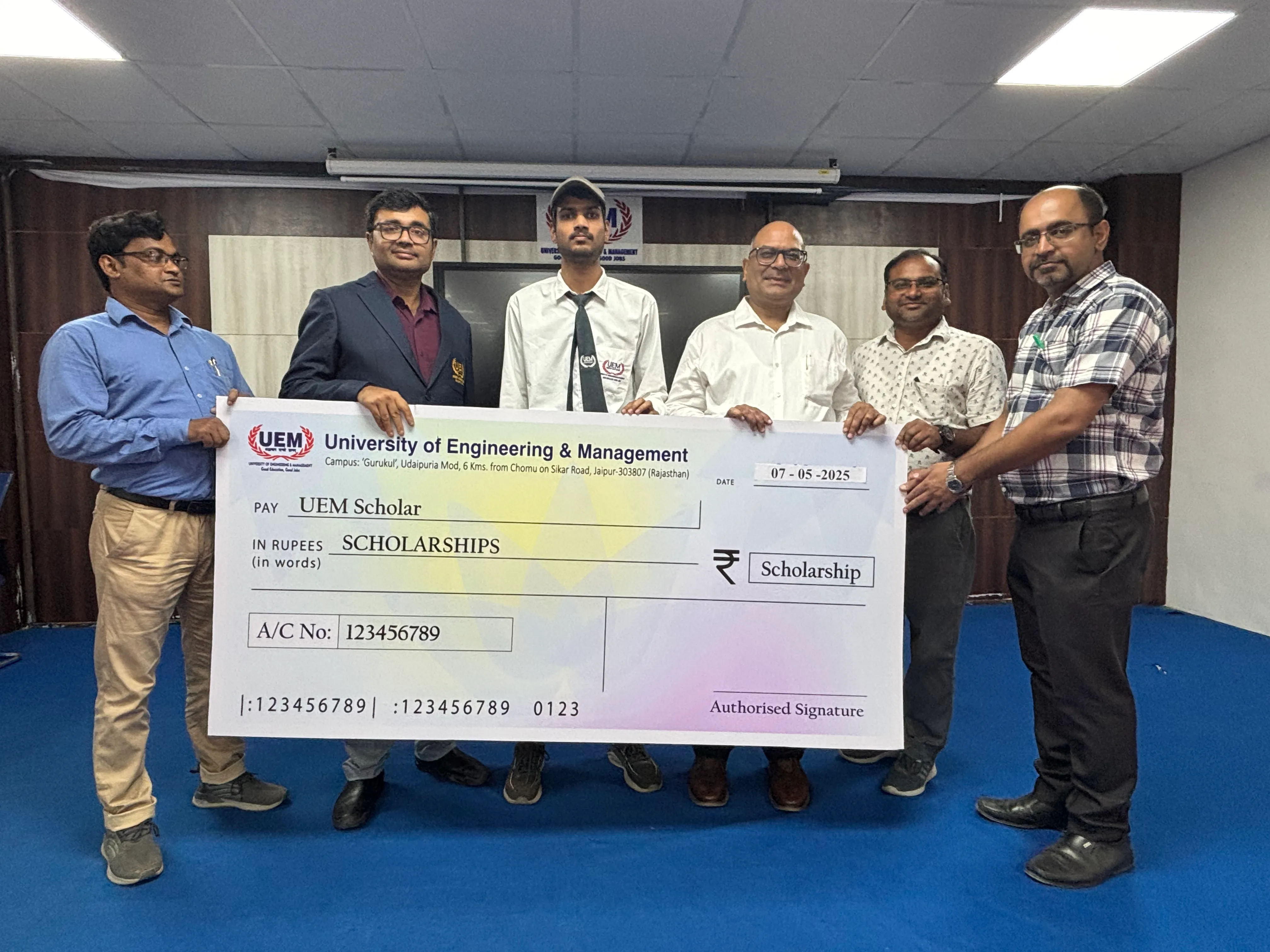 UEM Jaipur Schloarships photo 27
