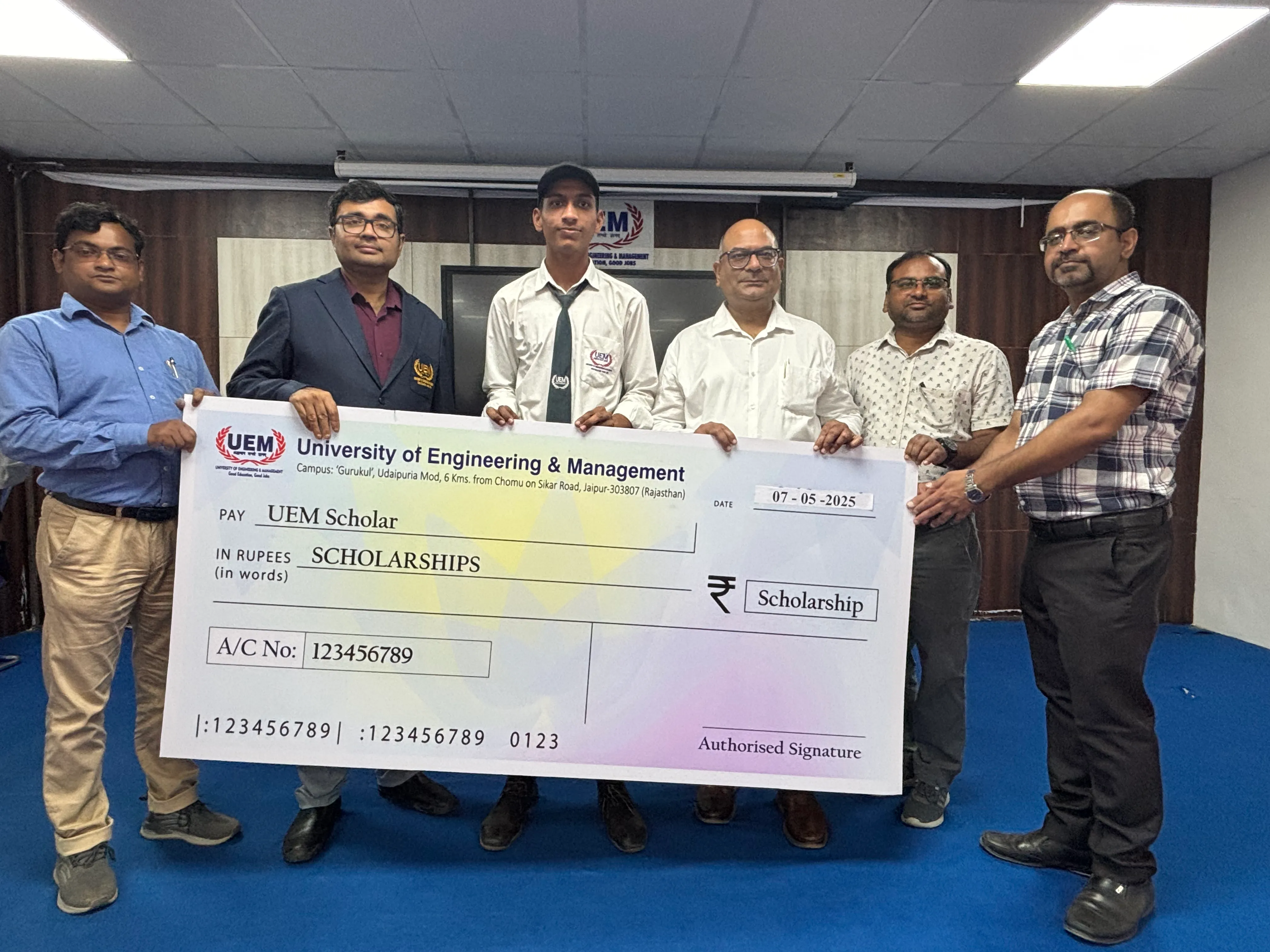 UEM Jaipur Schloarships photo 26