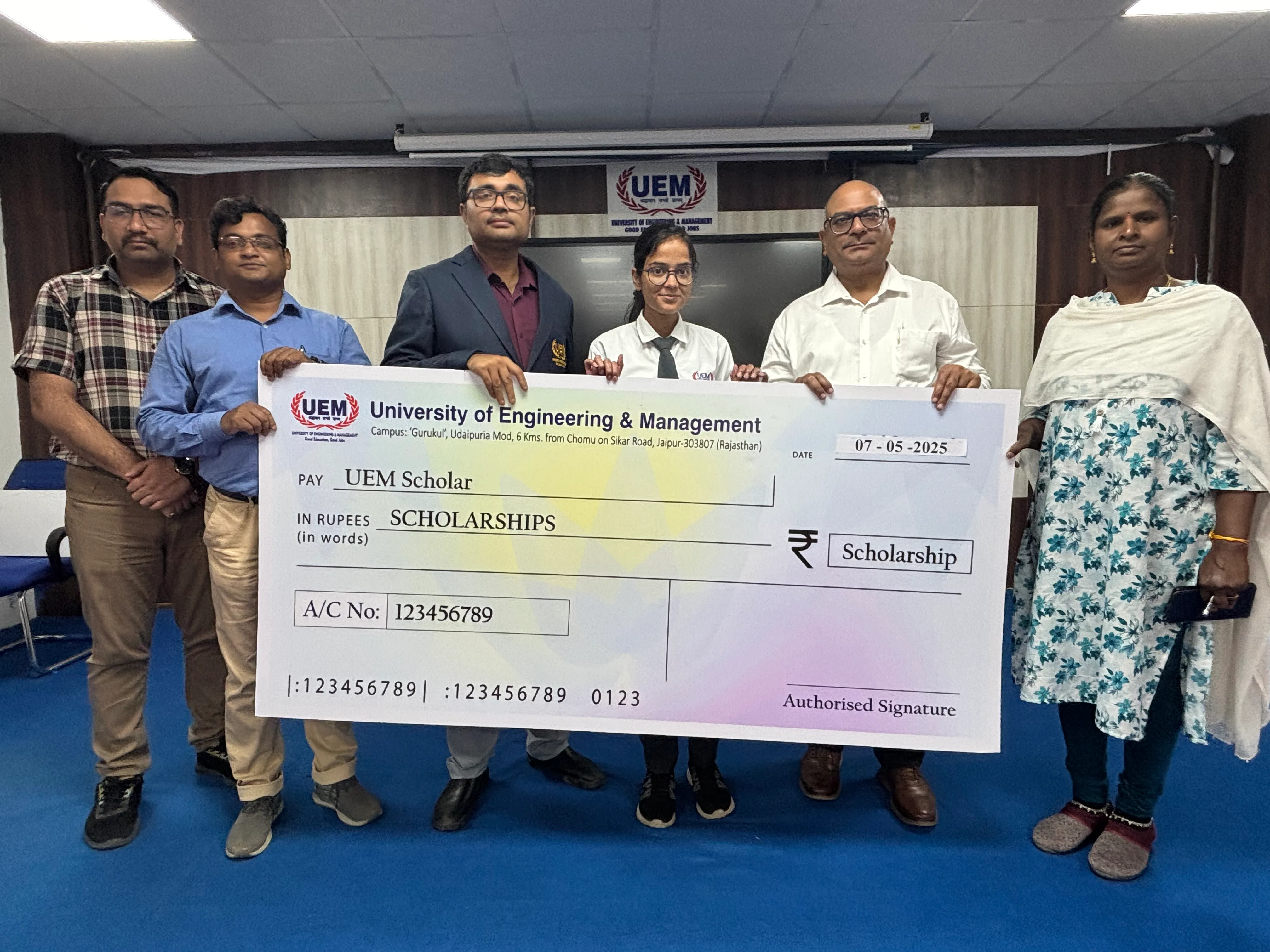 UEM Jaipur Schloarships photo 40
