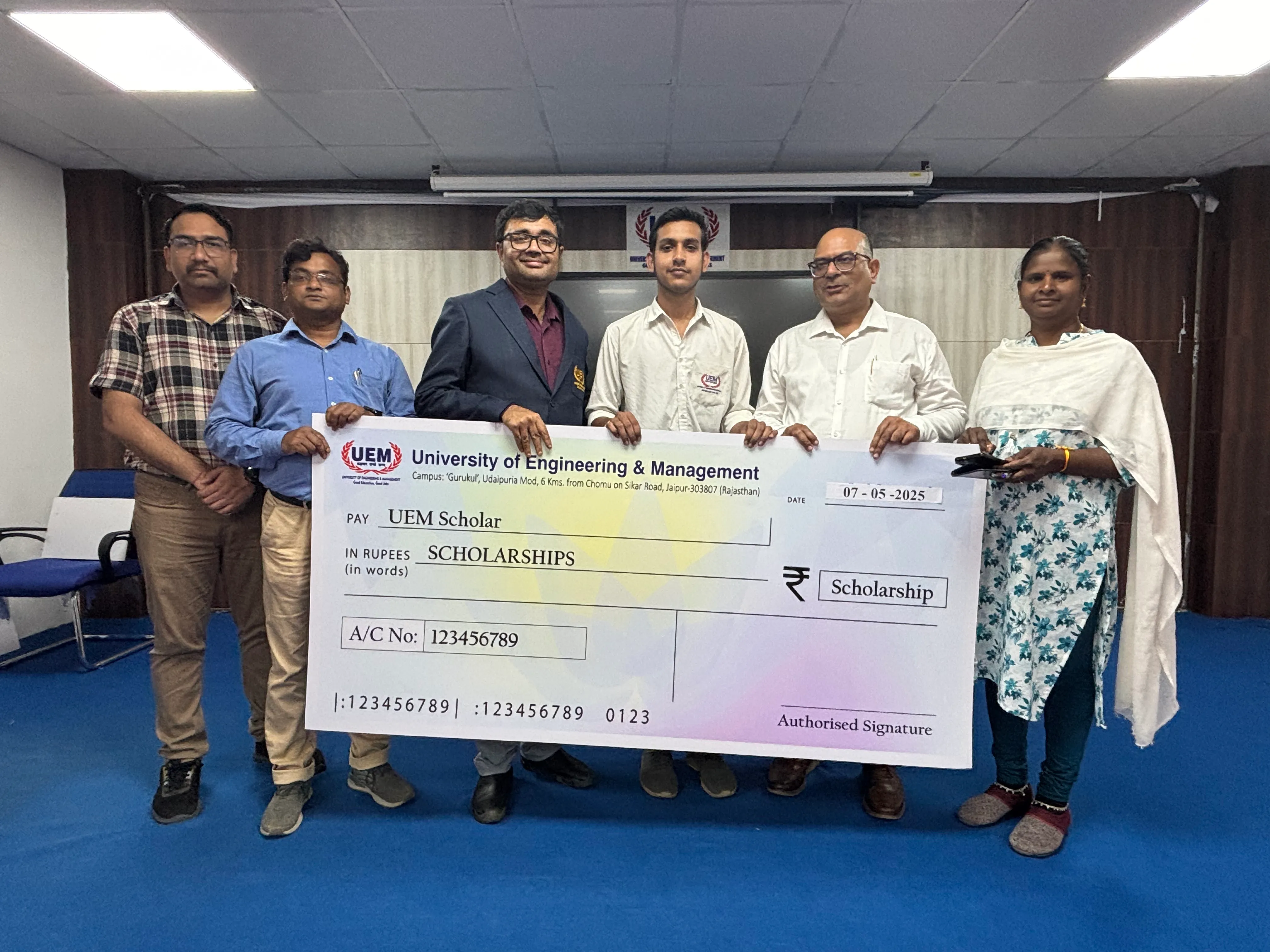 UEM Jaipur Schloarships photo 38