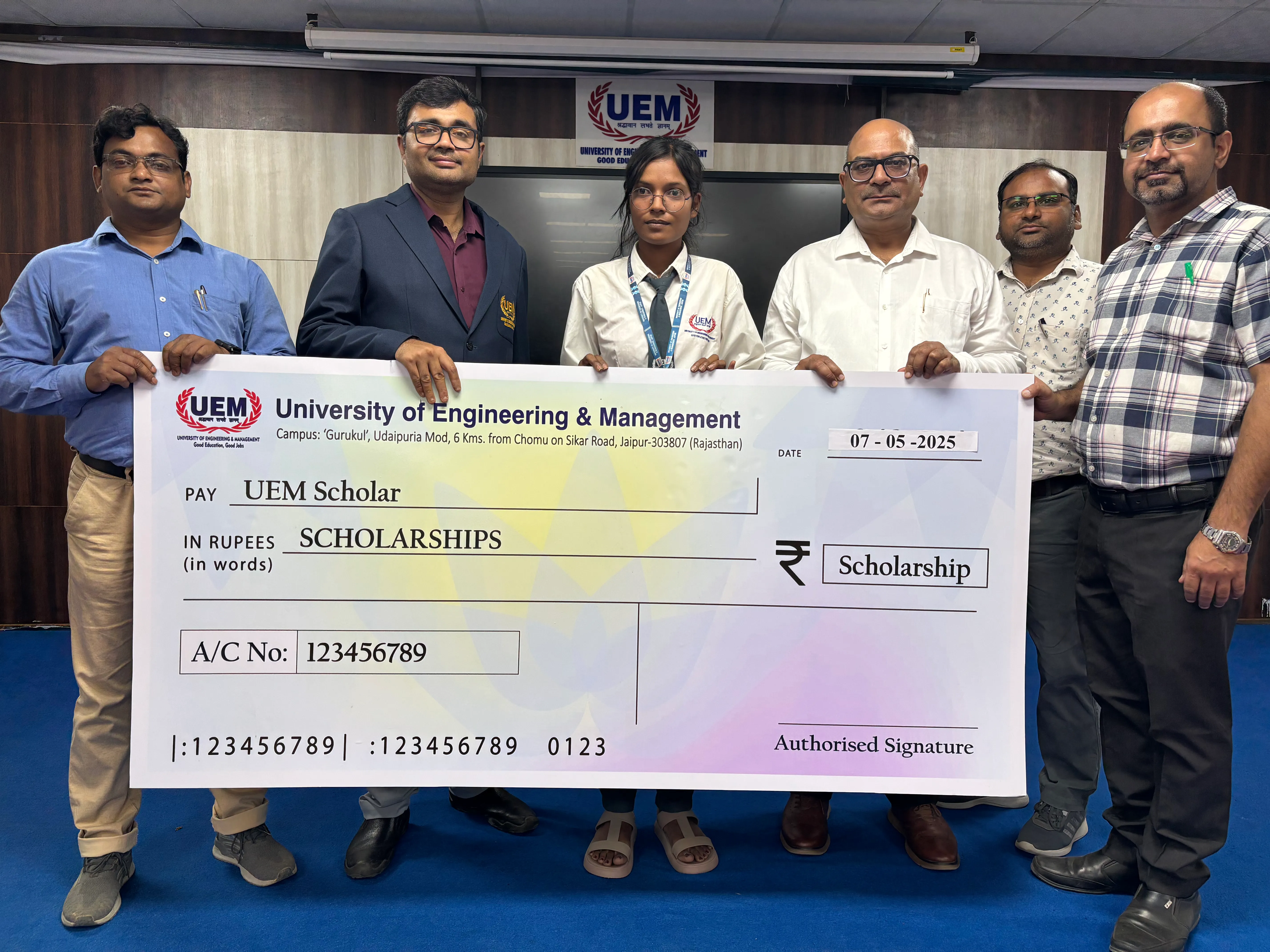 UEM Jaipur Schloarships photo 35