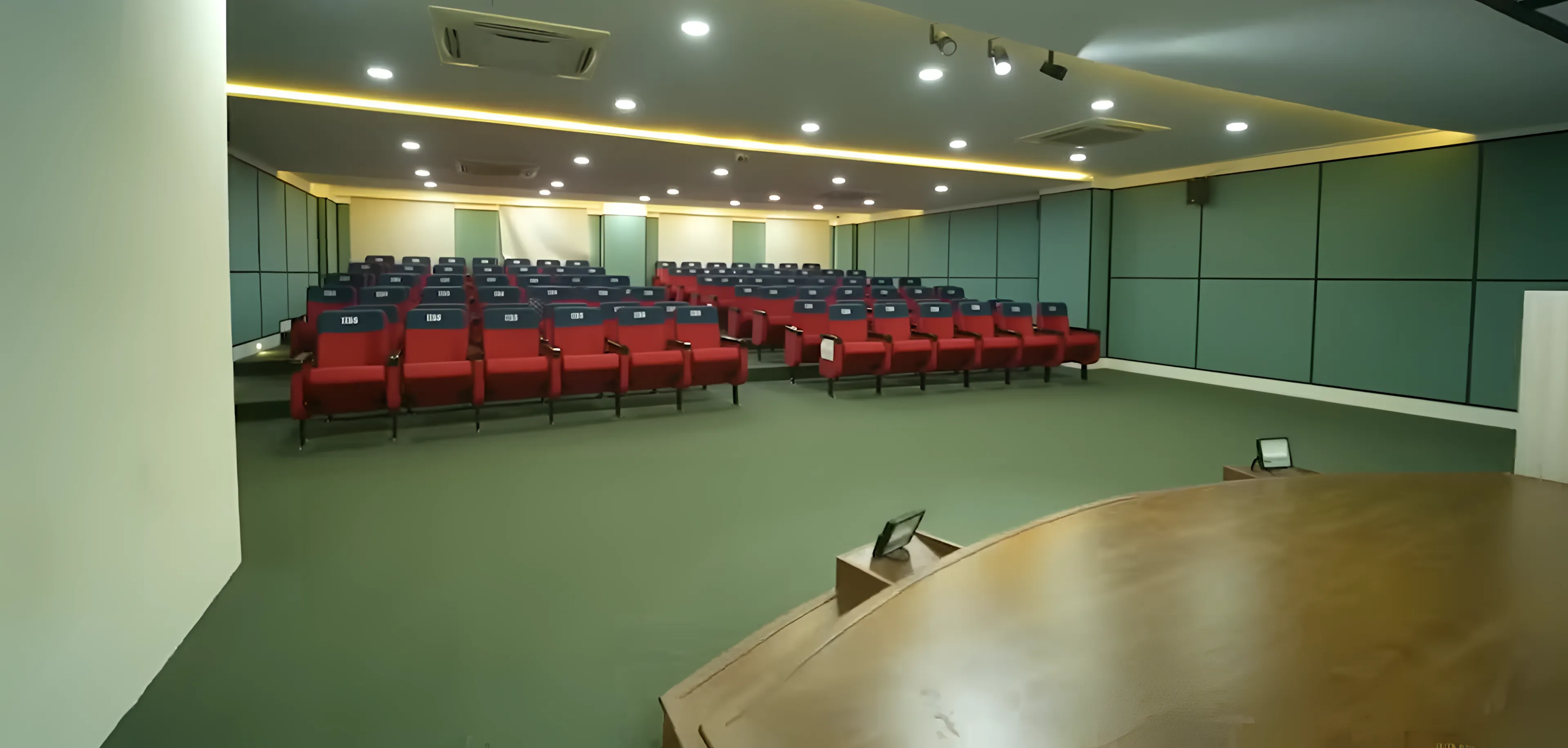 IIBS Bangalore Academic photo 1