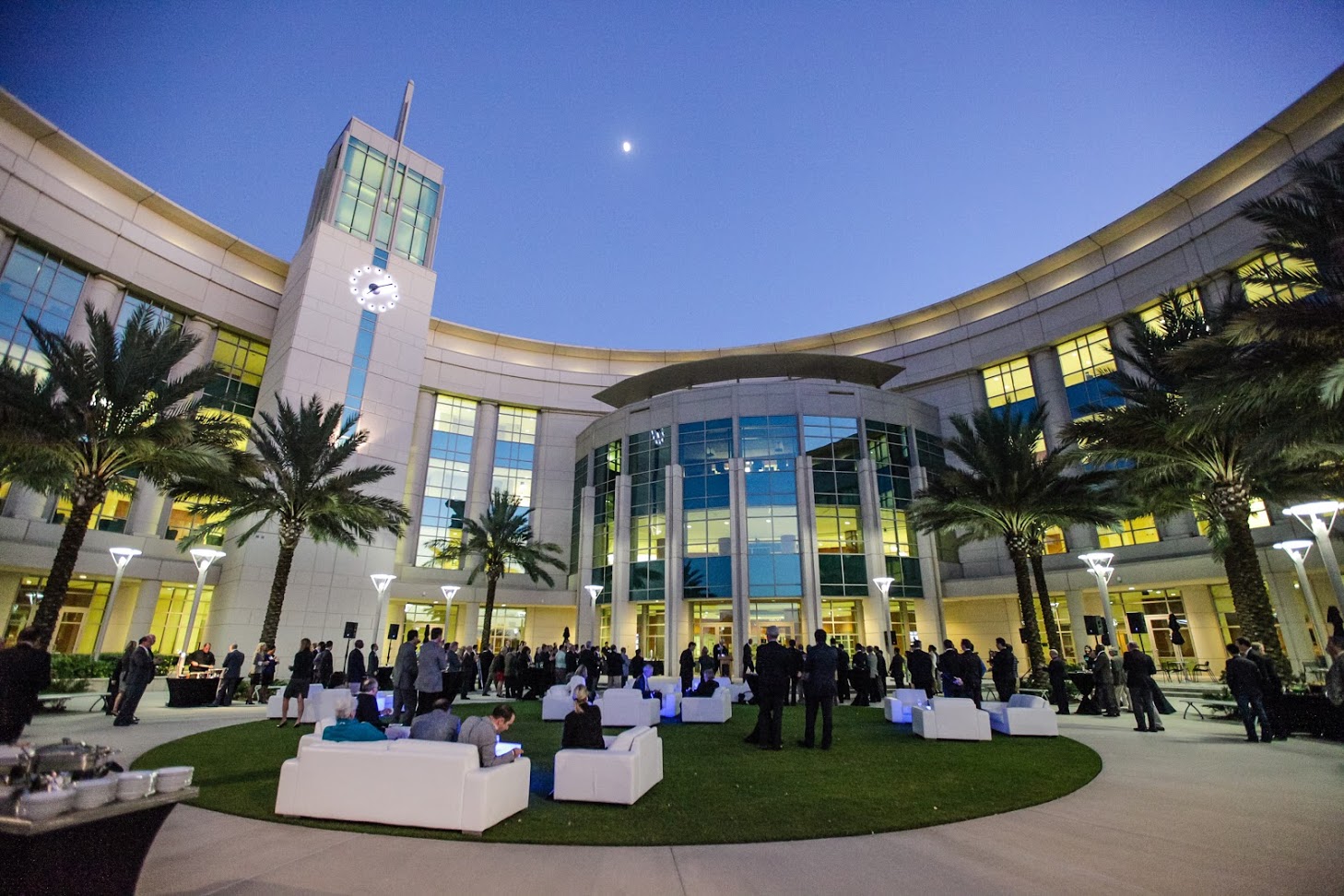 University of Central Florida (UCF): Admissions 2025, Scholarships ...