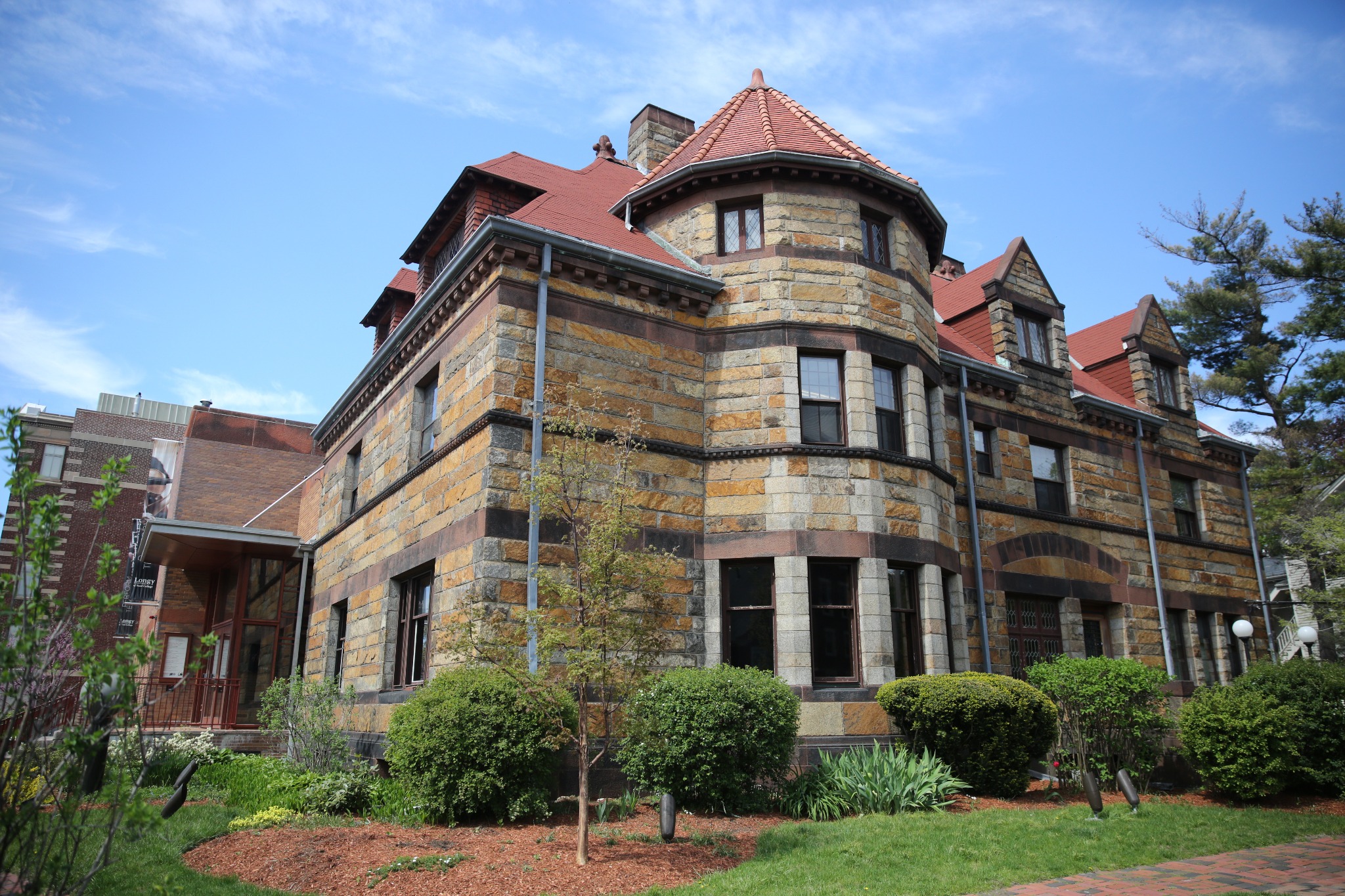 Longy School of Music Campus, Courses, Admissions, Fees, Scholarships