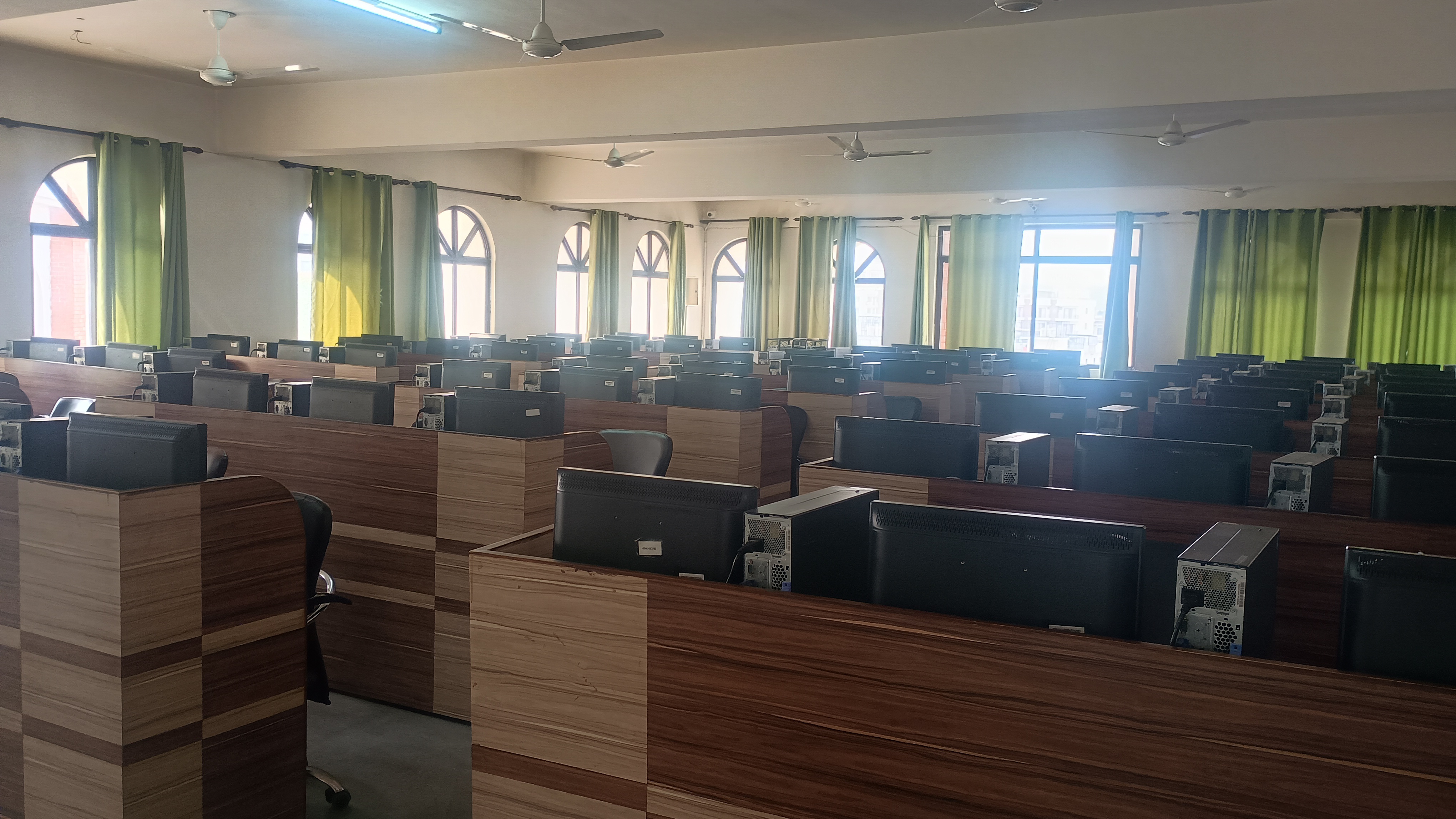 GEHU Dehradun Campus Labs media (5) by 1768456883_1000061676.jpg