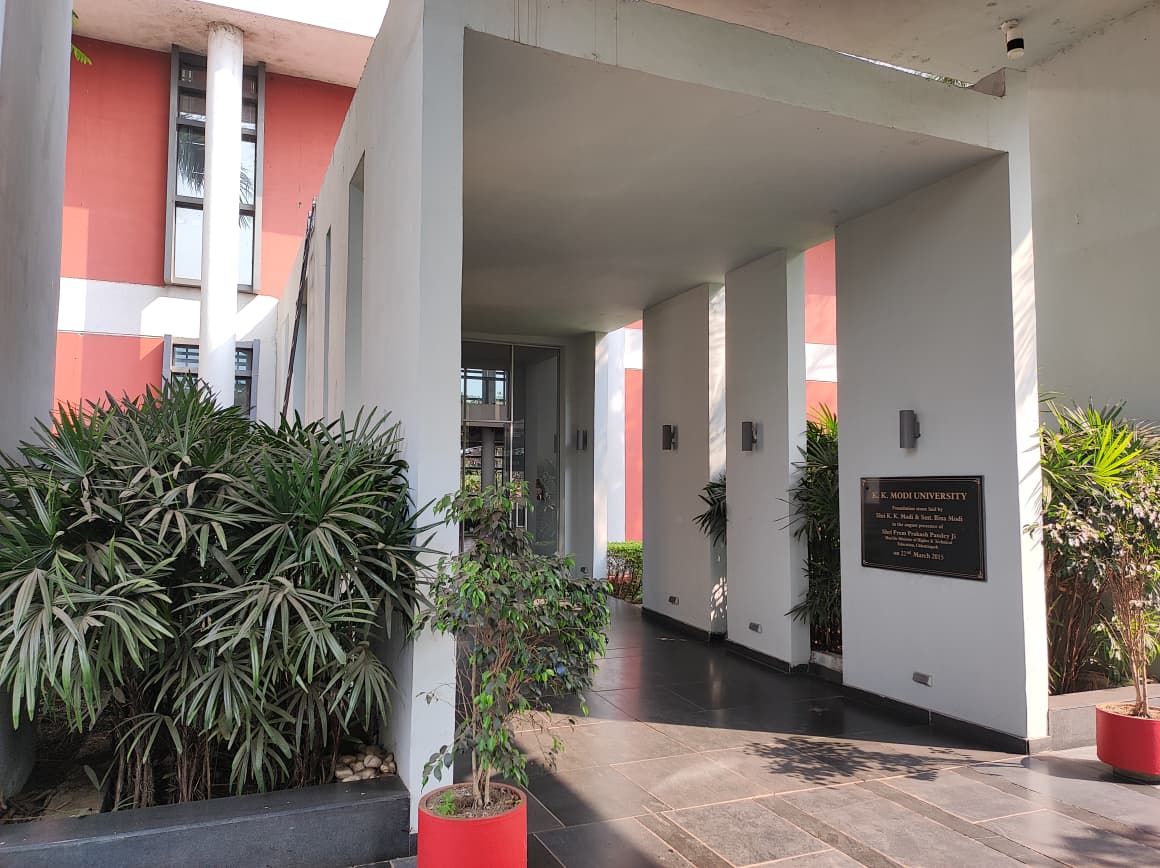 KK Modi University Bhilai Campus Corridors media (9) by 1769773571_WhatsAppImage2026-01-23at15.52.11.jpeg