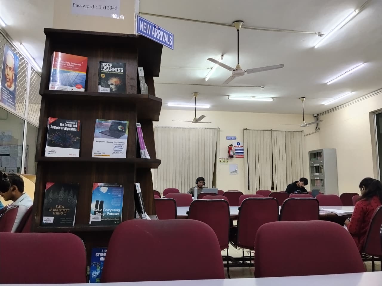 RKGIT Library media (3) by 1770041916_Library2.jpg