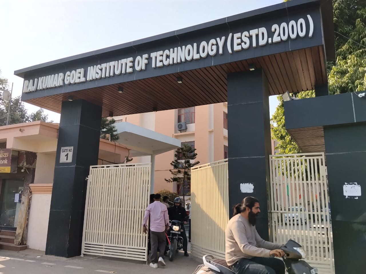 RKGIT Main Entrance View media (2) by 1770041916_Mainentrance2.jpg