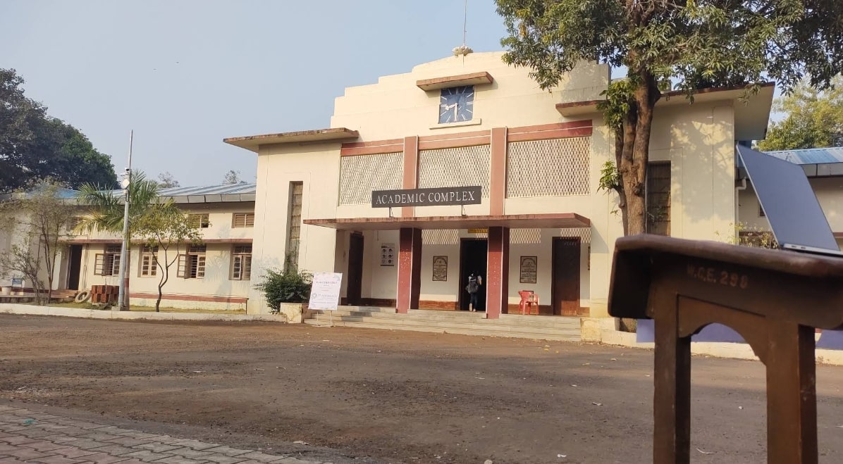 WCE Sangli Academic Block- Main Building media (14) by 1770042051_AcademicComplex.jpg