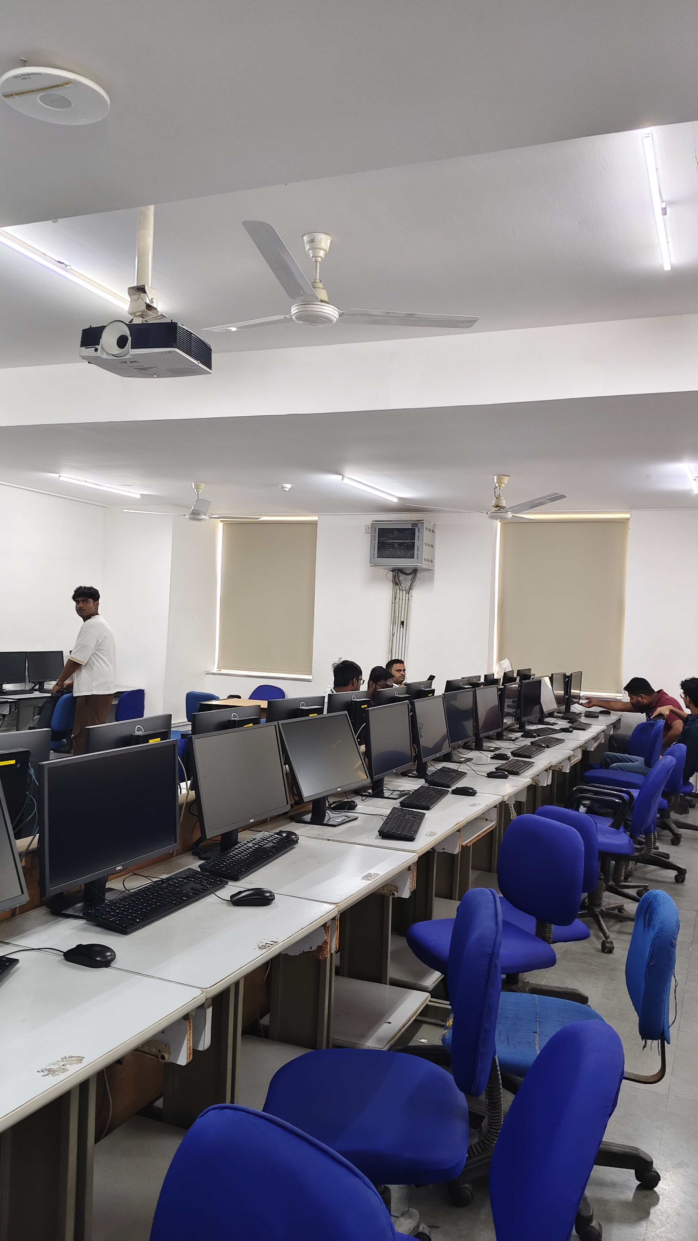 Amity University Lucknow Campus Labs media (6) by 1770043354_IMG_20251009_141408-HibaZehra.jpg