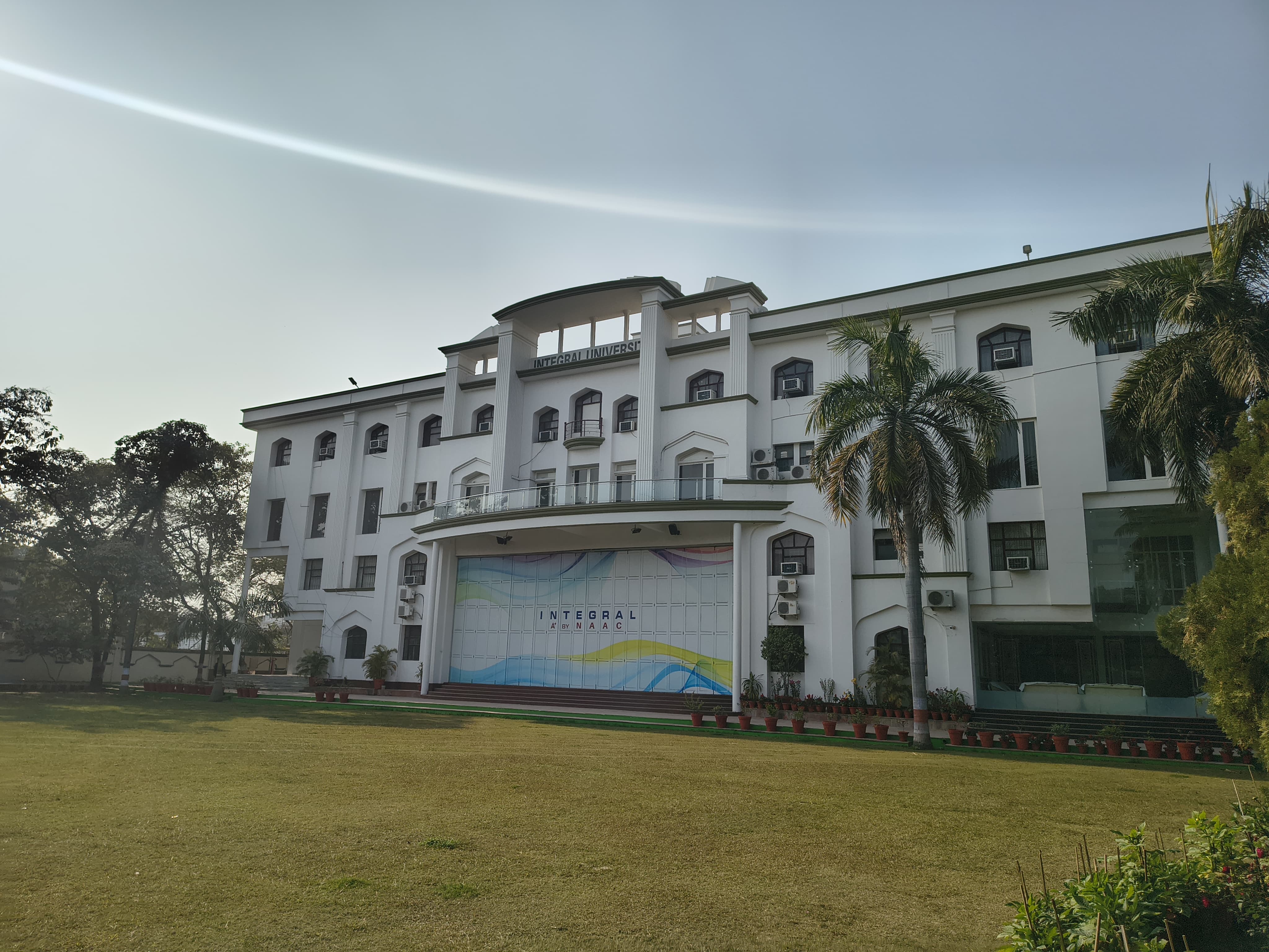 Integral University Lucknow Academic Block- Main Building media (9) by 1770043485_b303f2c3-2432-425d-9a3b-5231f996a27e.jpg