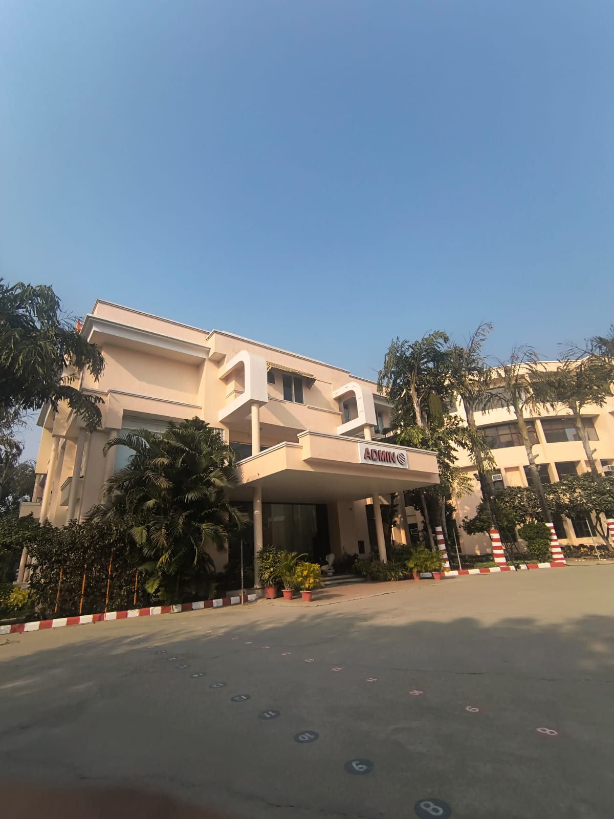 Invertis University Bareilly Academic Block- Main Building media (9) by 1770043505_acc1568b-c441-46ef-b465-8272b5aaabe9.jpg