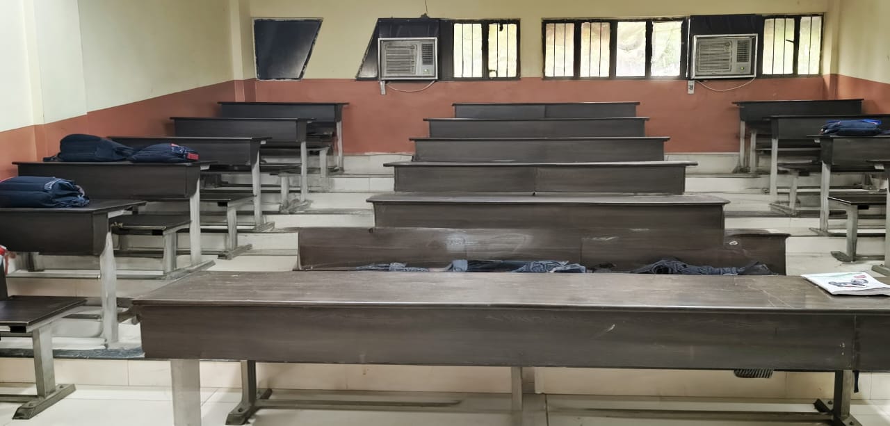 Invertis University Bareilly Classroom media (6) by 1770043509_13aab8ed-8c4a-4dfc-bcfd-4d90f14ebaec.jpg