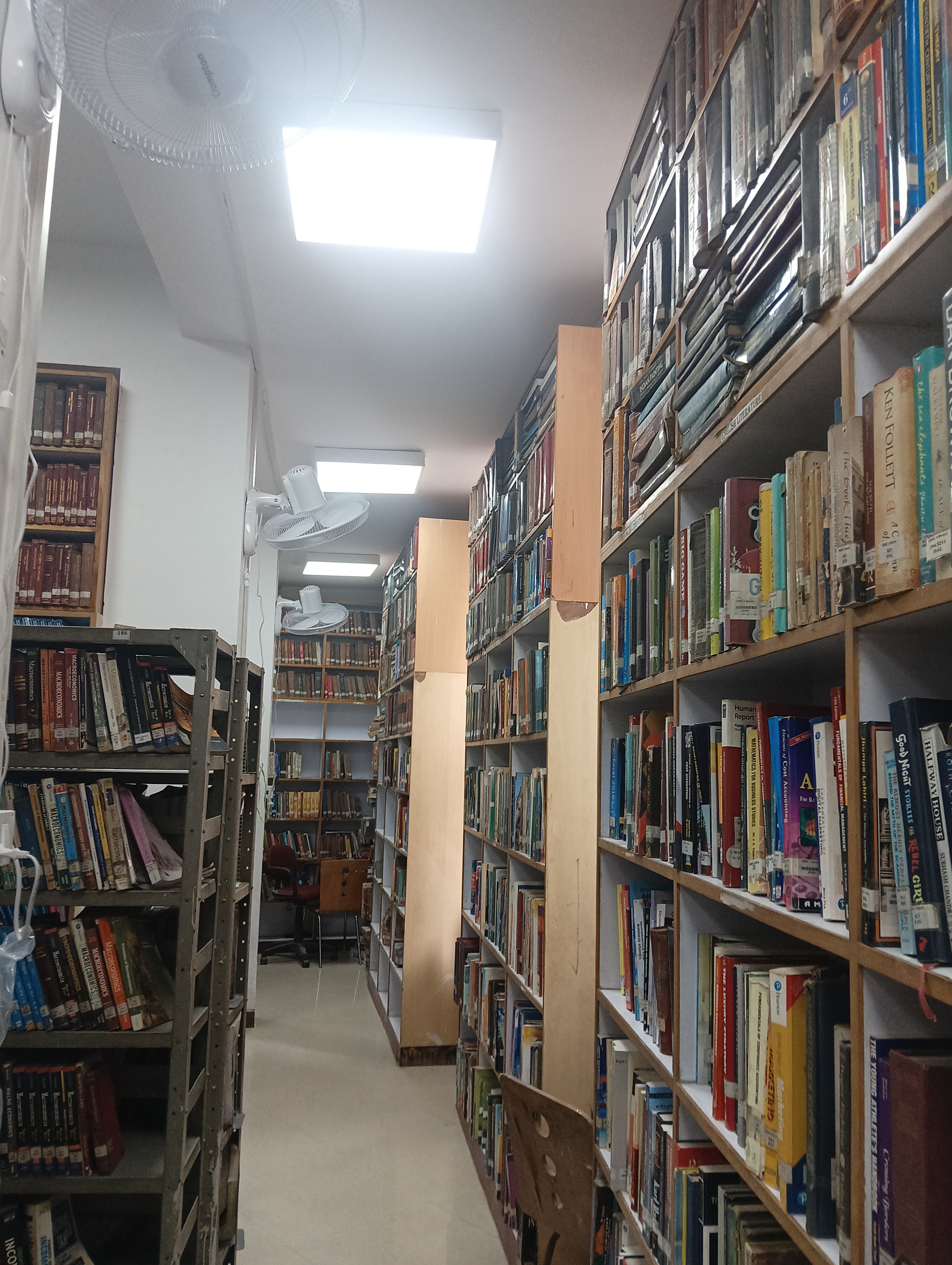 Shaheed Bhagat Singh College Library media (5) by 1770043876_Library.jpg