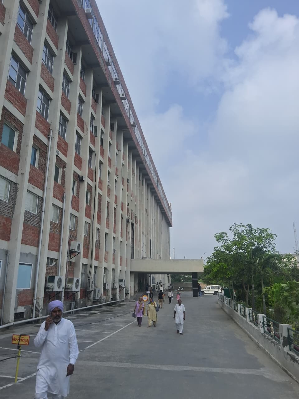 Adesh University Bathinda Academic Block- Main Building media (8) by 1770044094_WhatsAppImage2025-08-31at13.10.16_cf902c44-Yasir.jpg