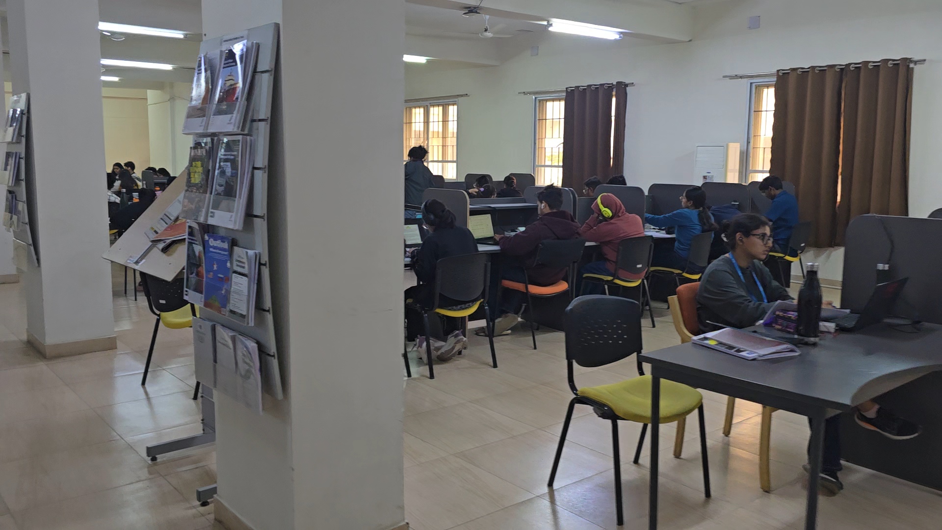 VIT Bhopal Library media (1) by 1770044537_20251113_152837.jpg
