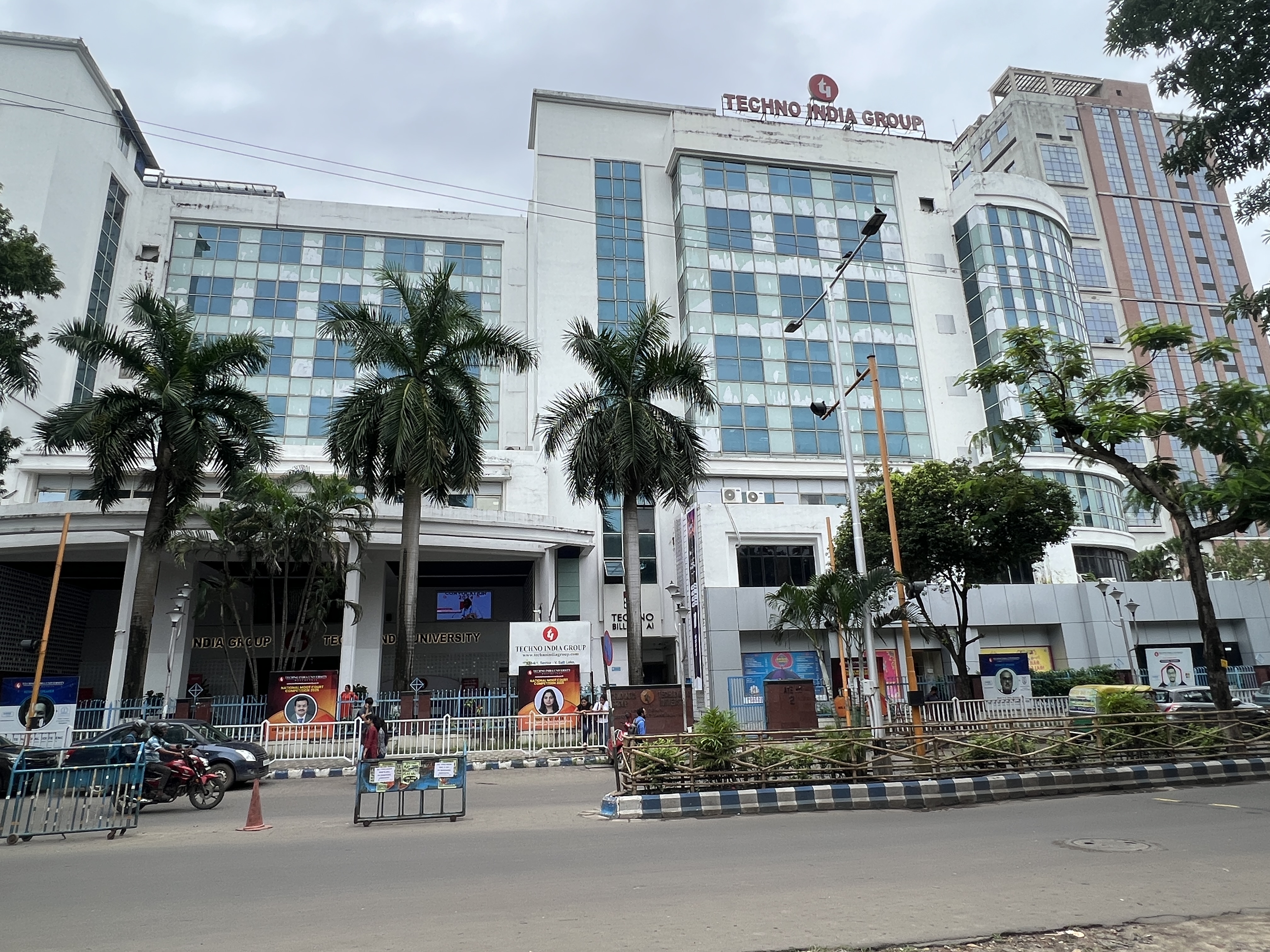 Techno India University Kolkata Academic Block- Main Building media (8) by 1770114403_AcademicBuilding3.JPG