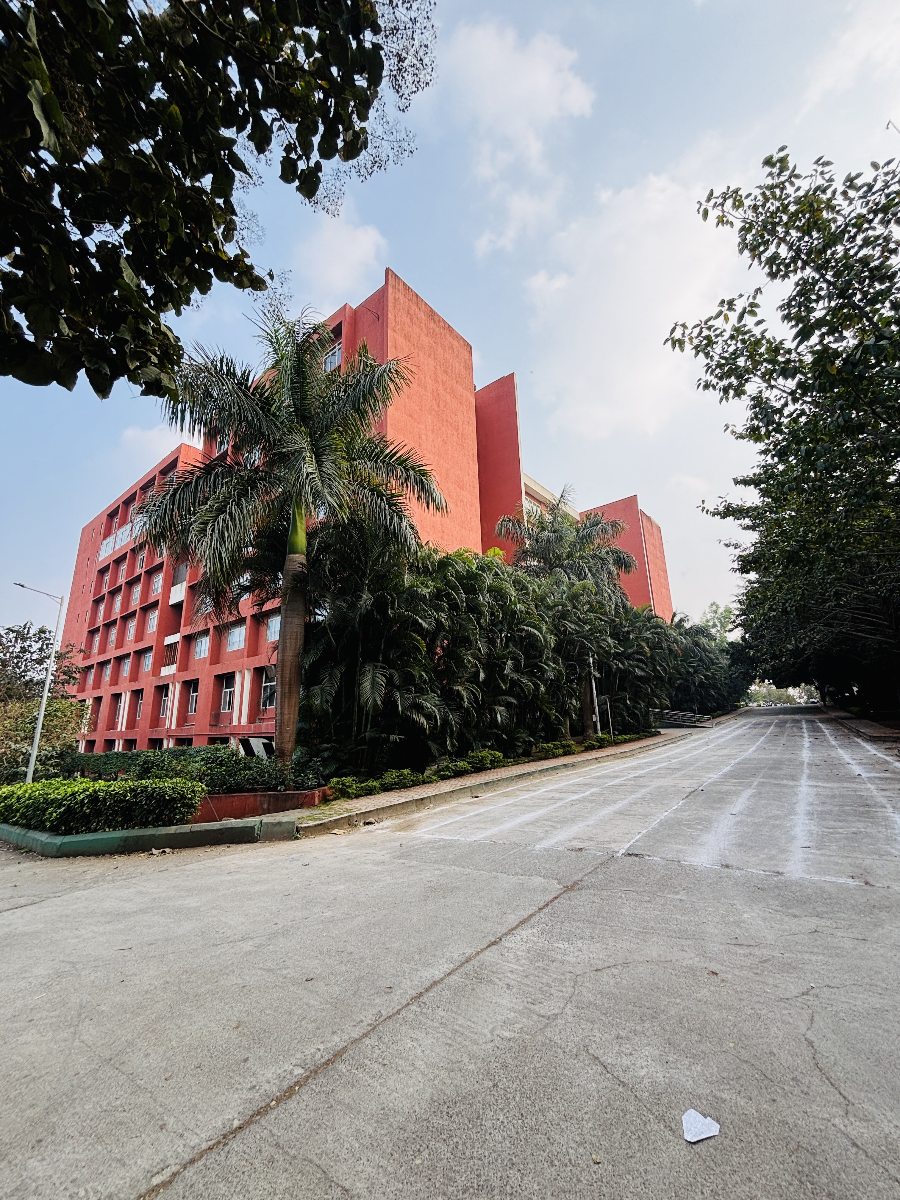 DY Patil University Pune Campus Corridors media (4) by 1770114669_IMG_4041.JPG
