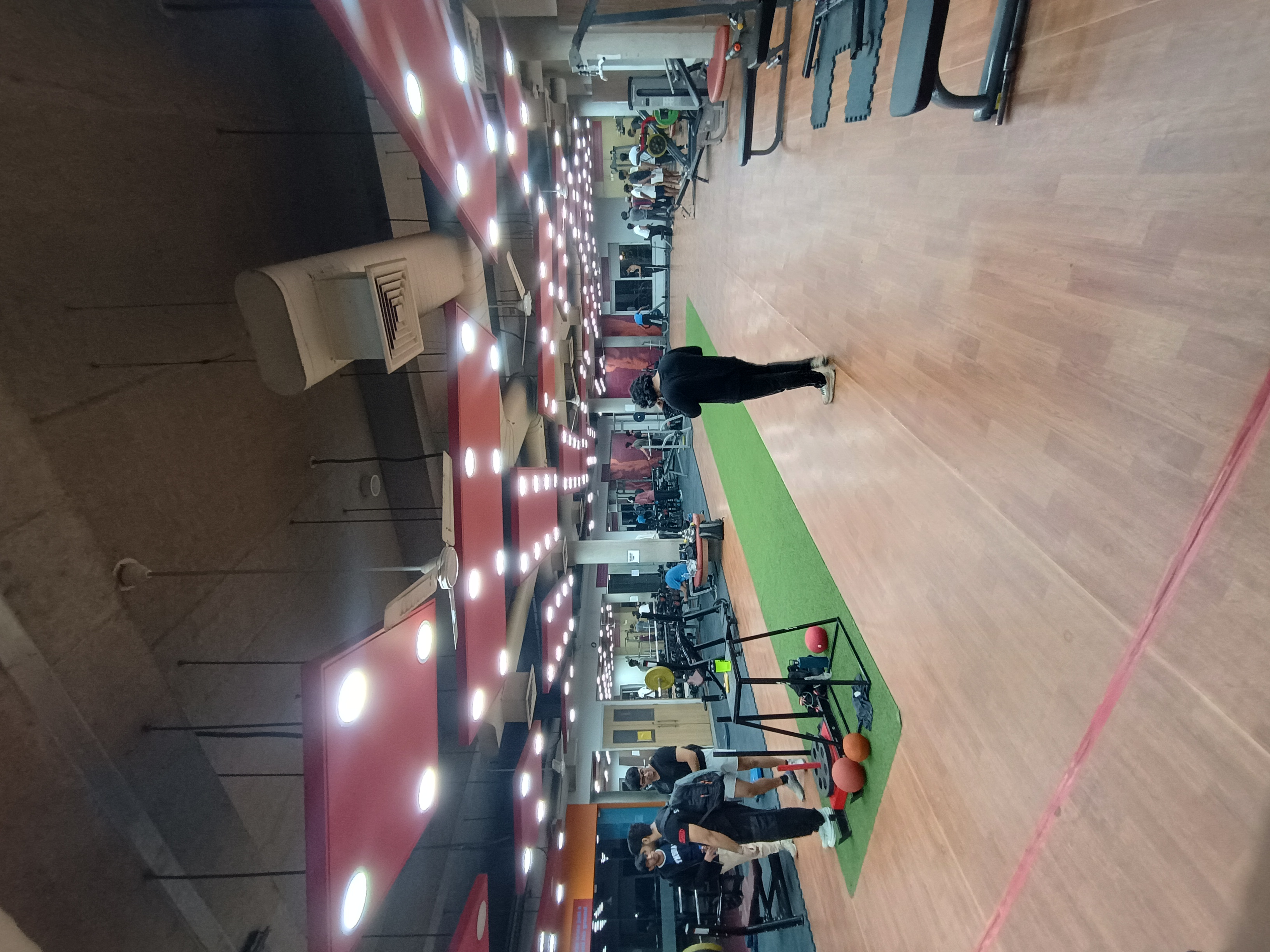 SNU Noida Gym media (13) by 1770959314_1000098216.jpg