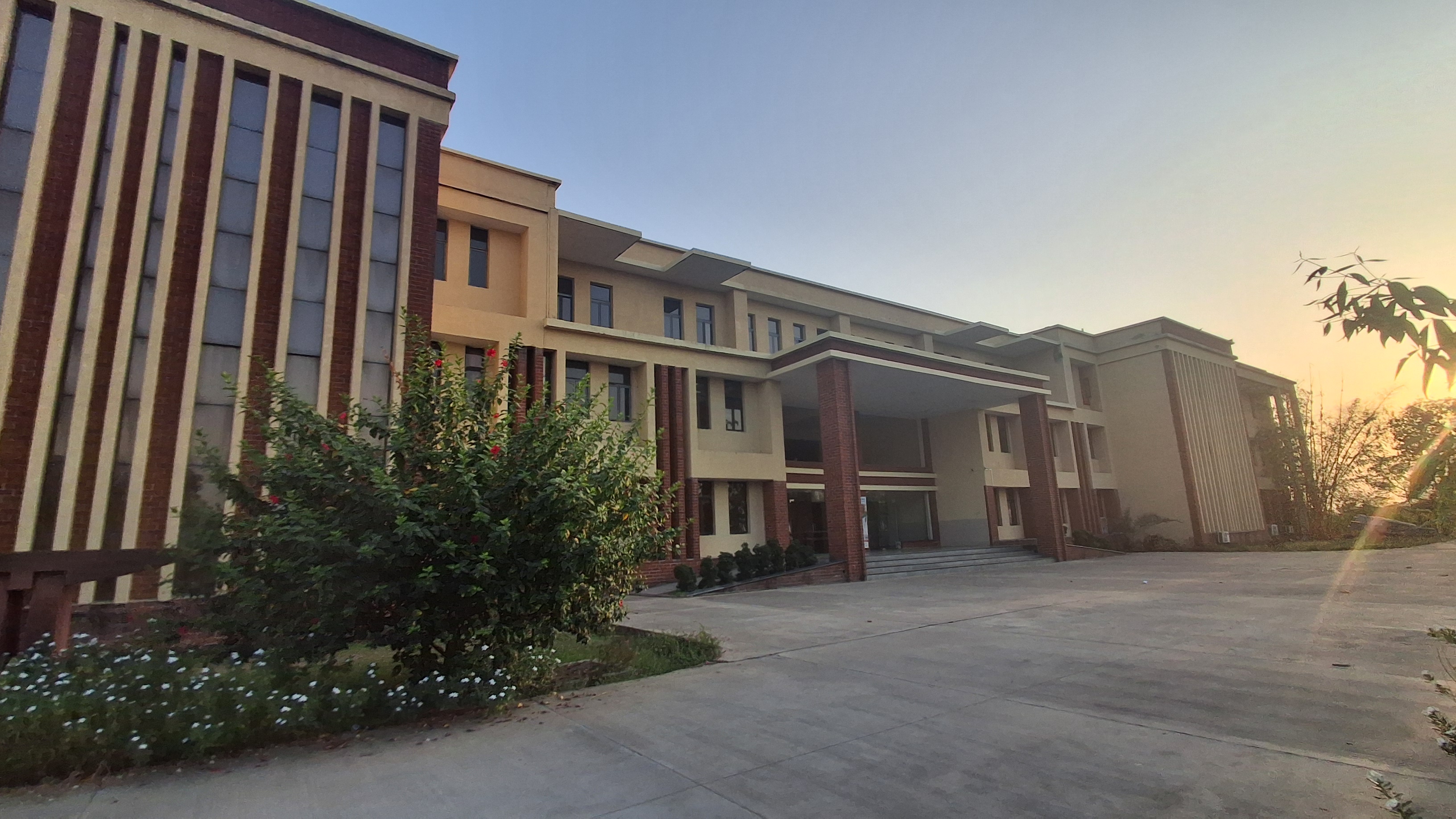 ITM SLS Baroda University, Vadodara Academic Block/ Main Building media (15) by 1773998400_20260318_181153.jpg