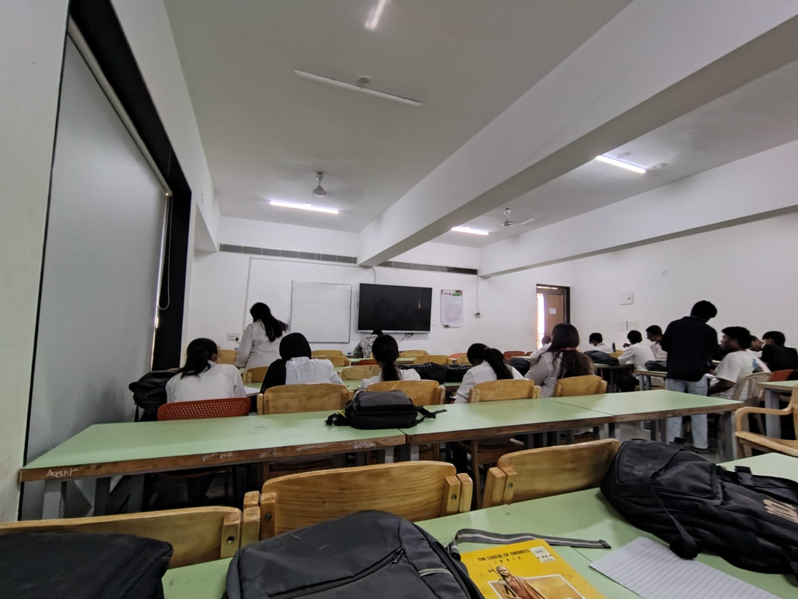 PP Savani University Classroom media (5) by 1774501169_WhatsAppImage2026-03-25at9.18.16PM.jpeg