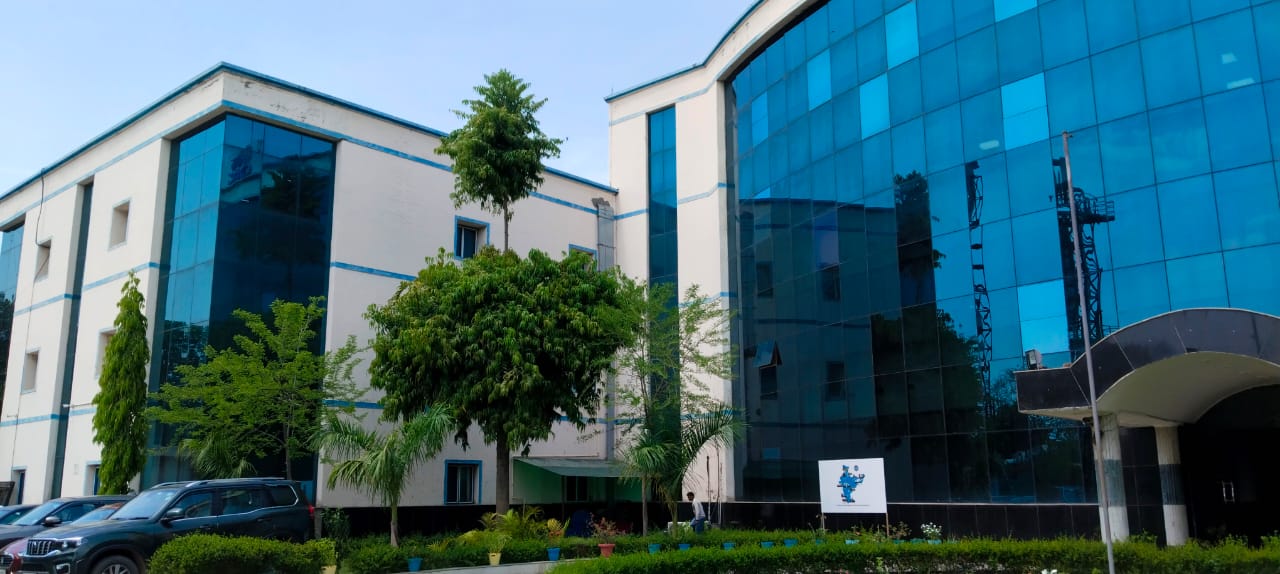 CDAC Noida Academic Block/ Main Building media (1) by 1775121576_WhatsAppImage2026-04-02at12.53.58PM.jpeg