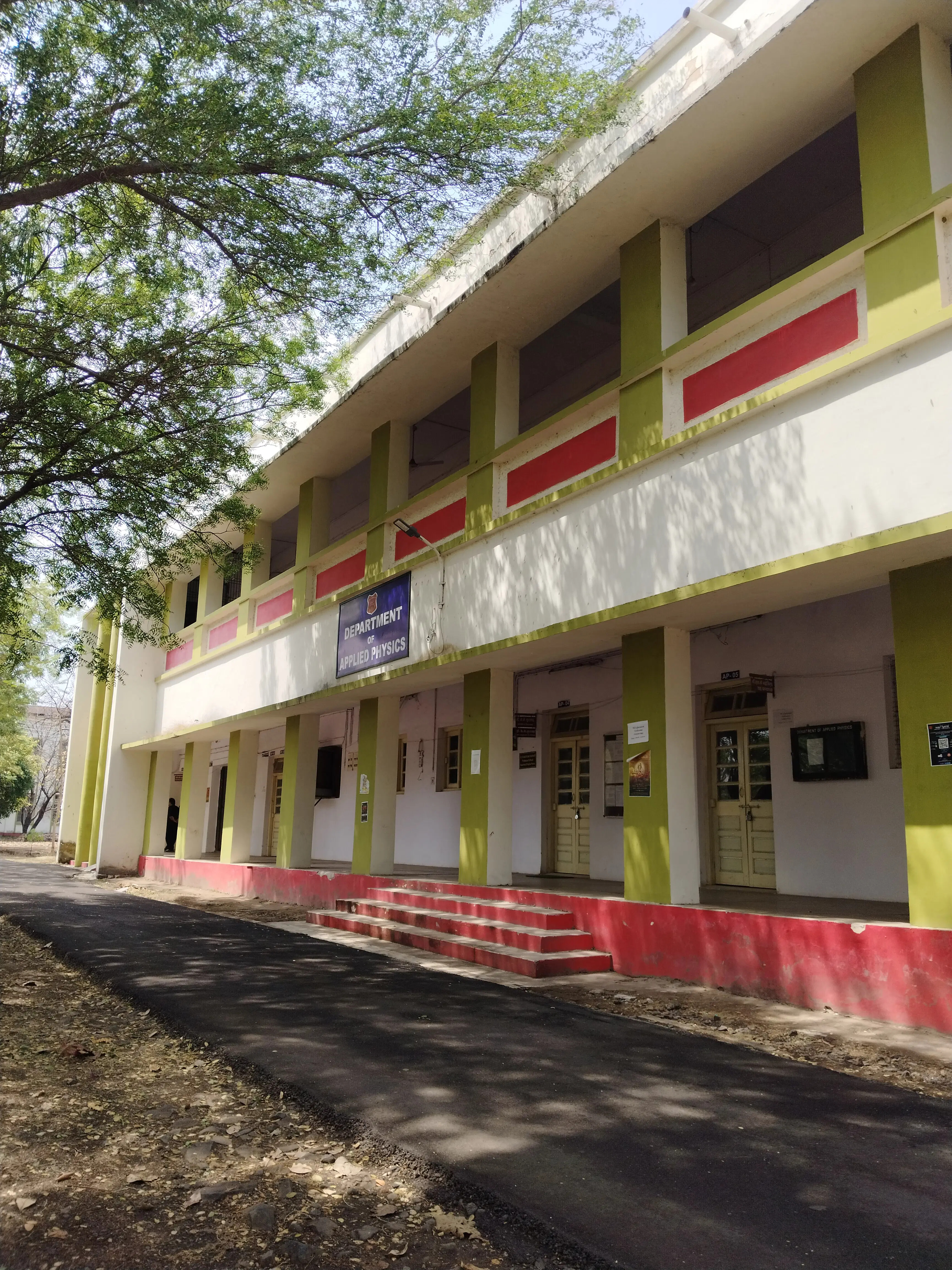 JEC Jabalpur Academic Block/ Main Building media (3) by 1776504327_1775812003_1000270440.jpg