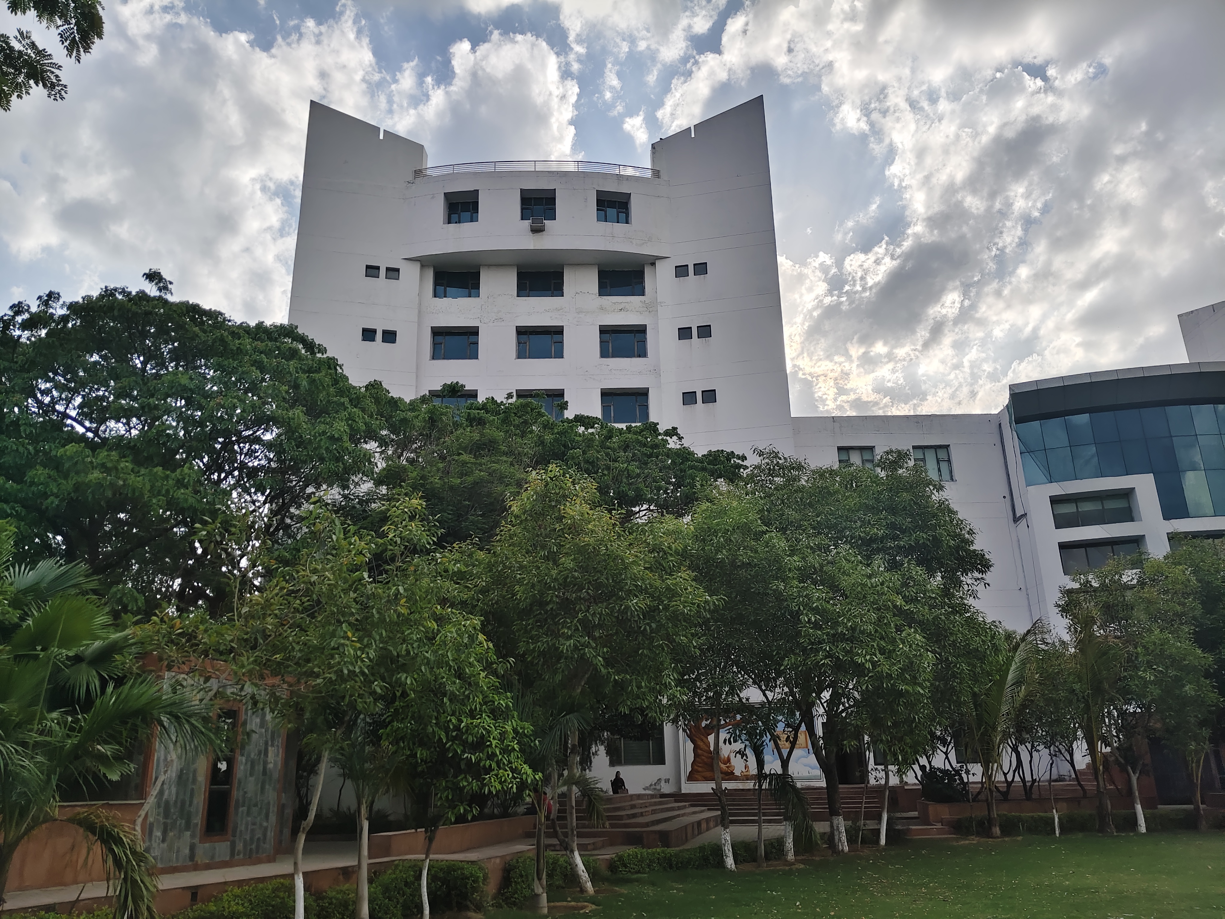 SGVU Academic Block/ Main Building media (13) by 1776517708_1000042950.jpg