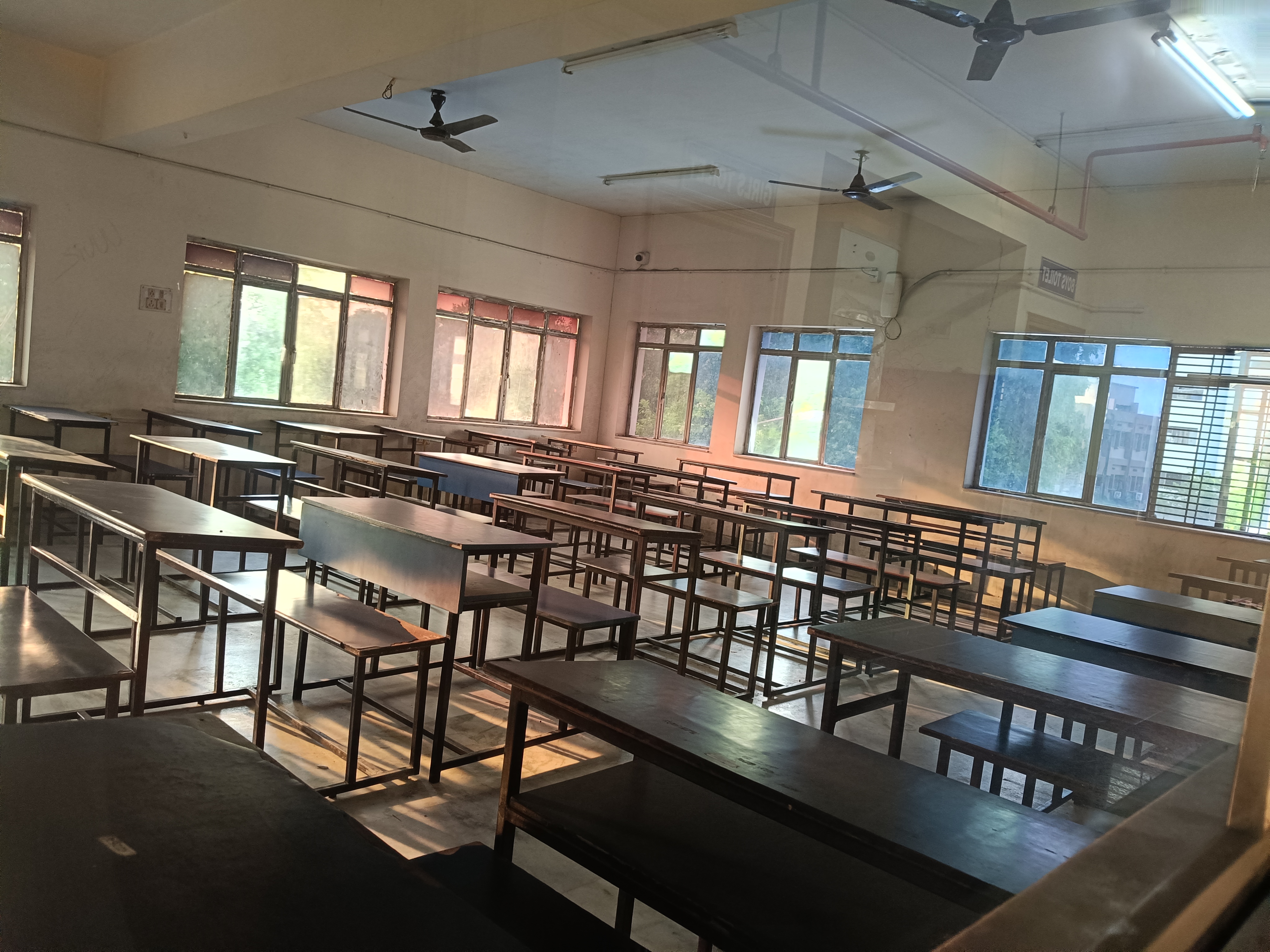 Techno Main Salt Lake Kolkata Classroom media (9) by 1778505333_70362.jpg