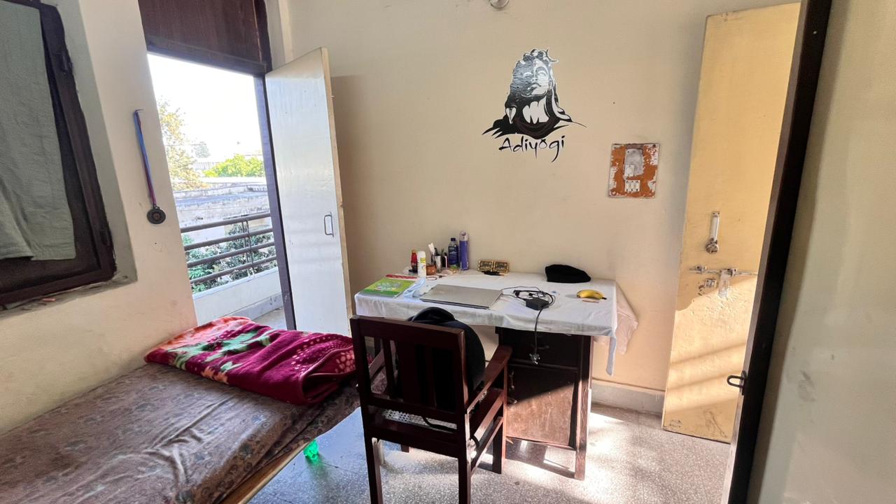 IIT Roorkee Hostel Room media (12) by 1778577630_hostel_room(2).jpg