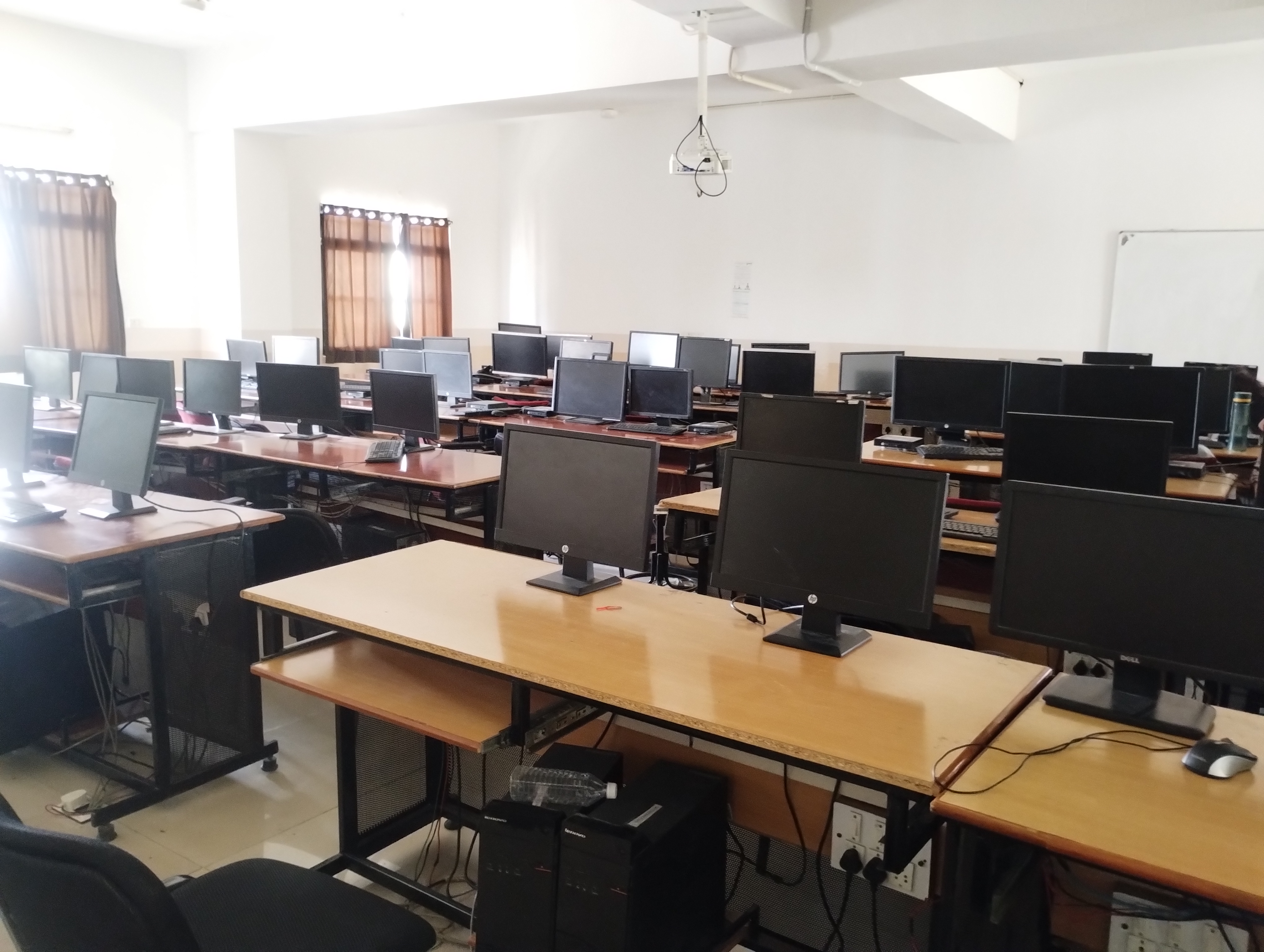 Sri Aurobindo Institute of Technology Indore Campus Labs media (9) by 1779095261_IMG_20260515_134734088.jpg