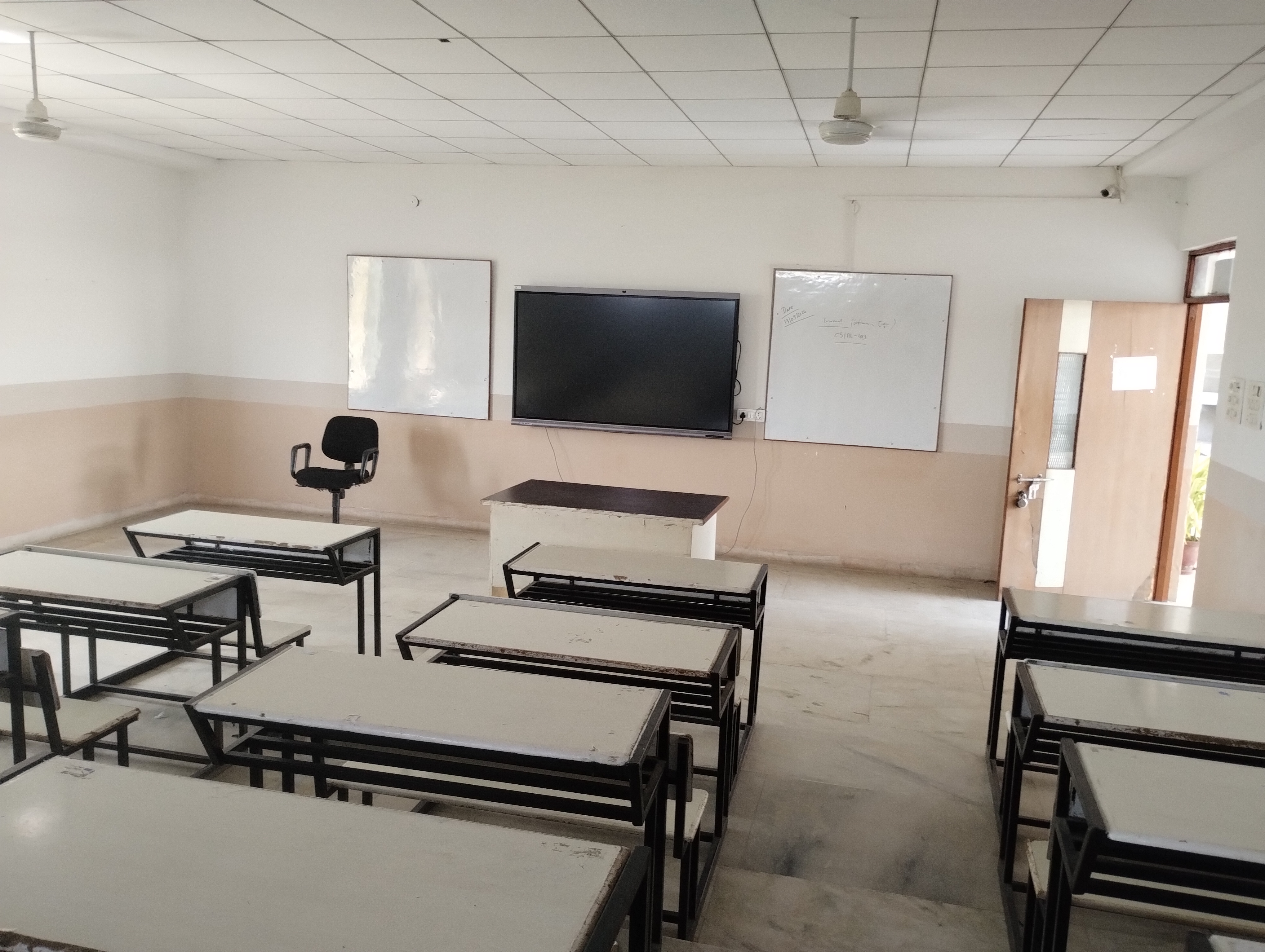 Sri Aurobindo Institute of Technology Indore Classroom media (5) by 1779095293_IMG_20260515_143710038.jpg