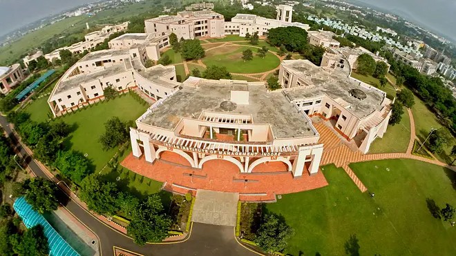 IIM Indore Joins Hands with University of Sheffield, UK