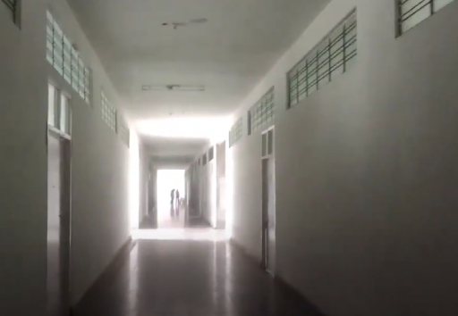Aurora&rsquo;s Scientific and Technological Institute College Corridor