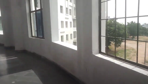 Aurora&rsquo;s Scientific and Technological Institute College Lobby