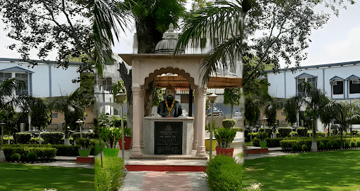 Raja Balwant Singh Management Technical Campus Campus