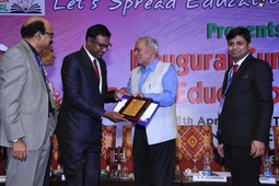 Mody University receives Outstanding University Award by CEGR